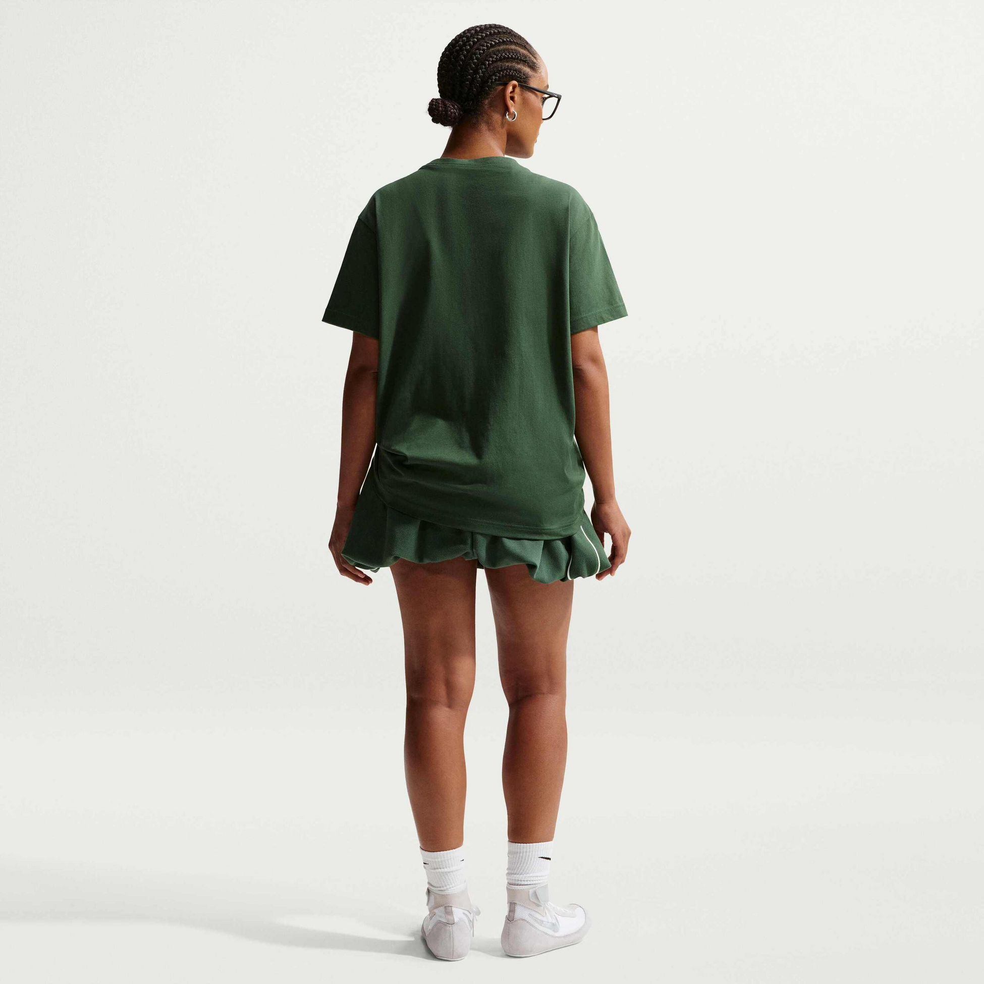 NIKE, Women's Oversized T-shirt Sportswear Classic