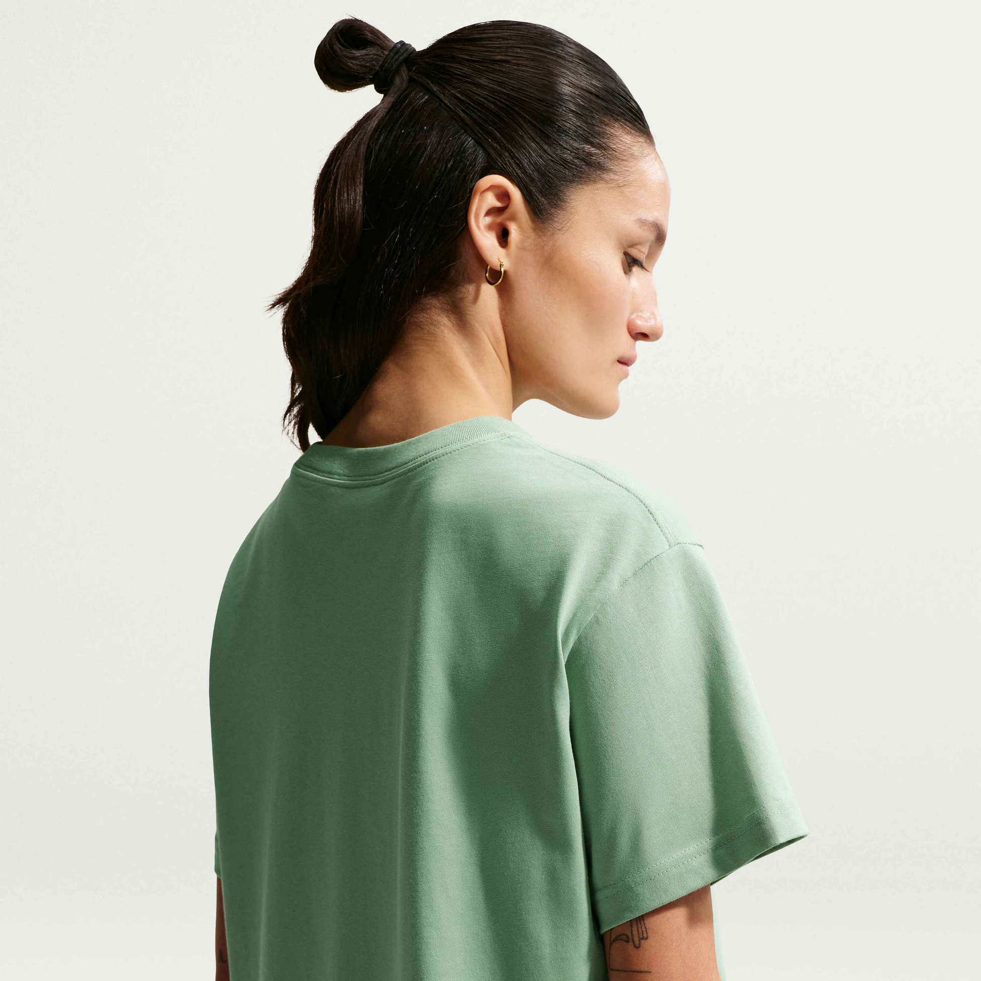 NIKE, Women's Oversized T-shirt Sportswear Classic