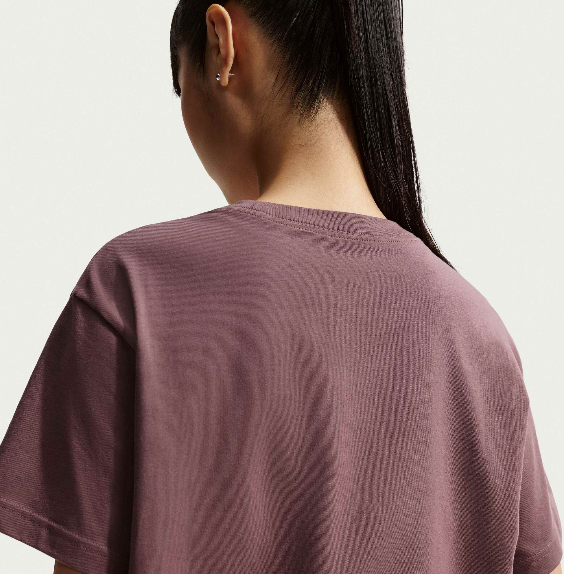 NIKE, Women's Oversized T-shirt Sportswear Classic