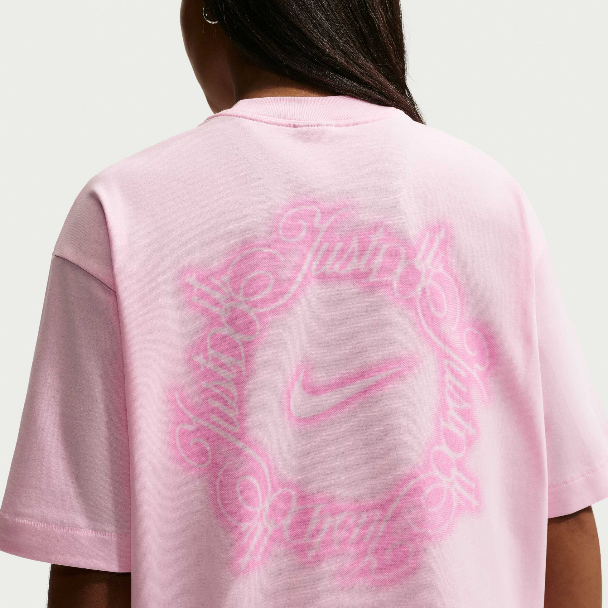 NIKE, Women's Oversized T-shirt Sportswear