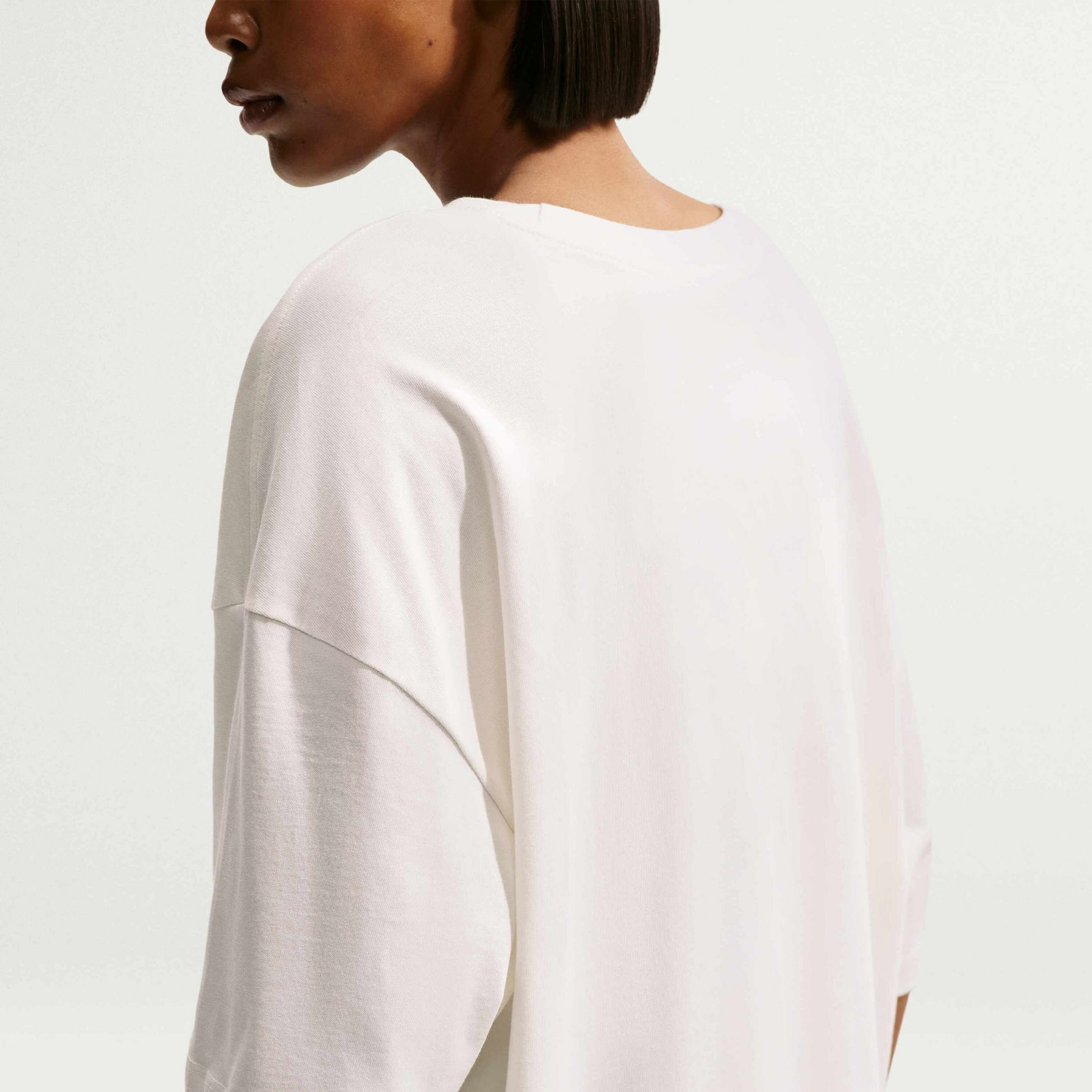 NIKE, Women's Oversized T-shirt Sportswear