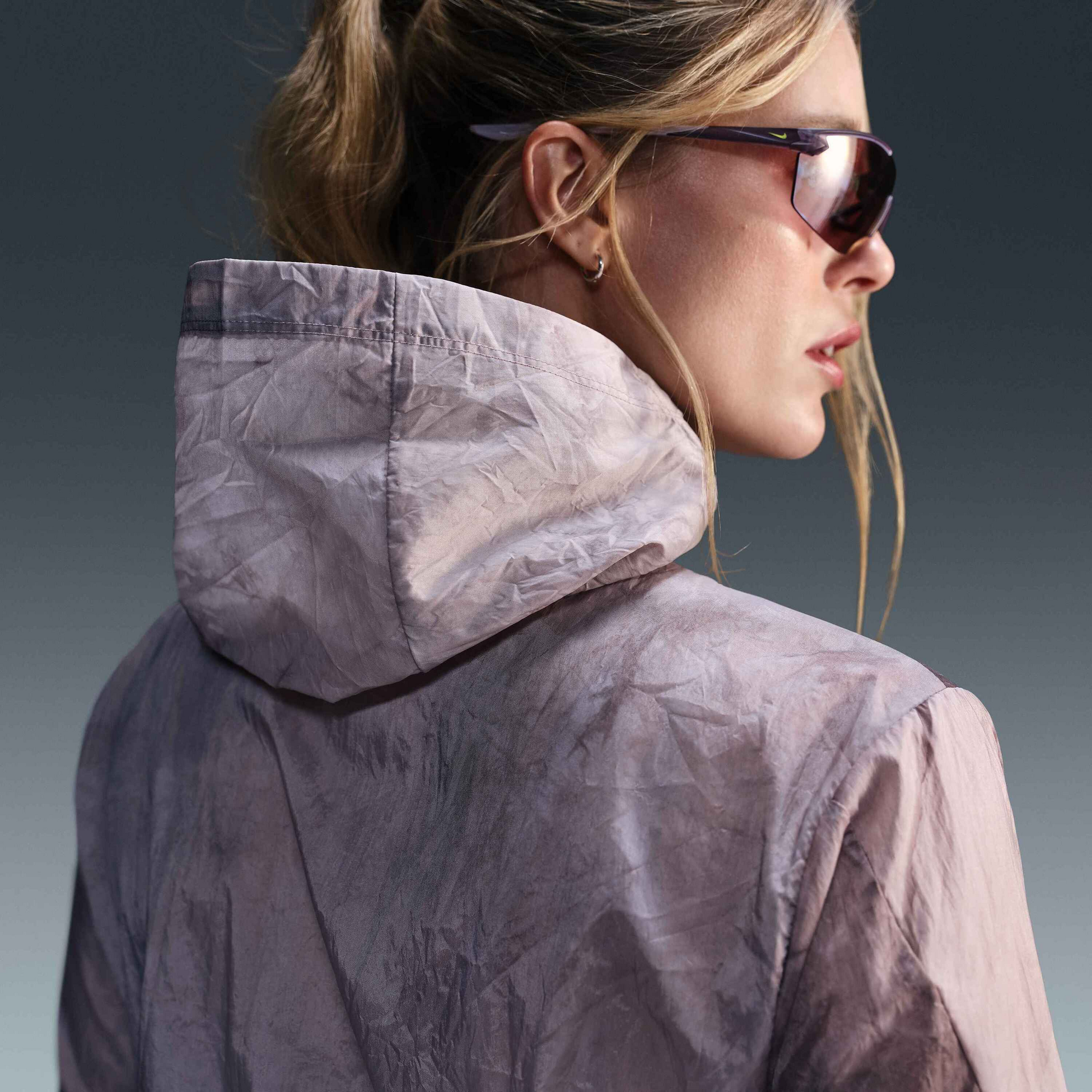 NIKE, Women's Repel Running Jacket Trail