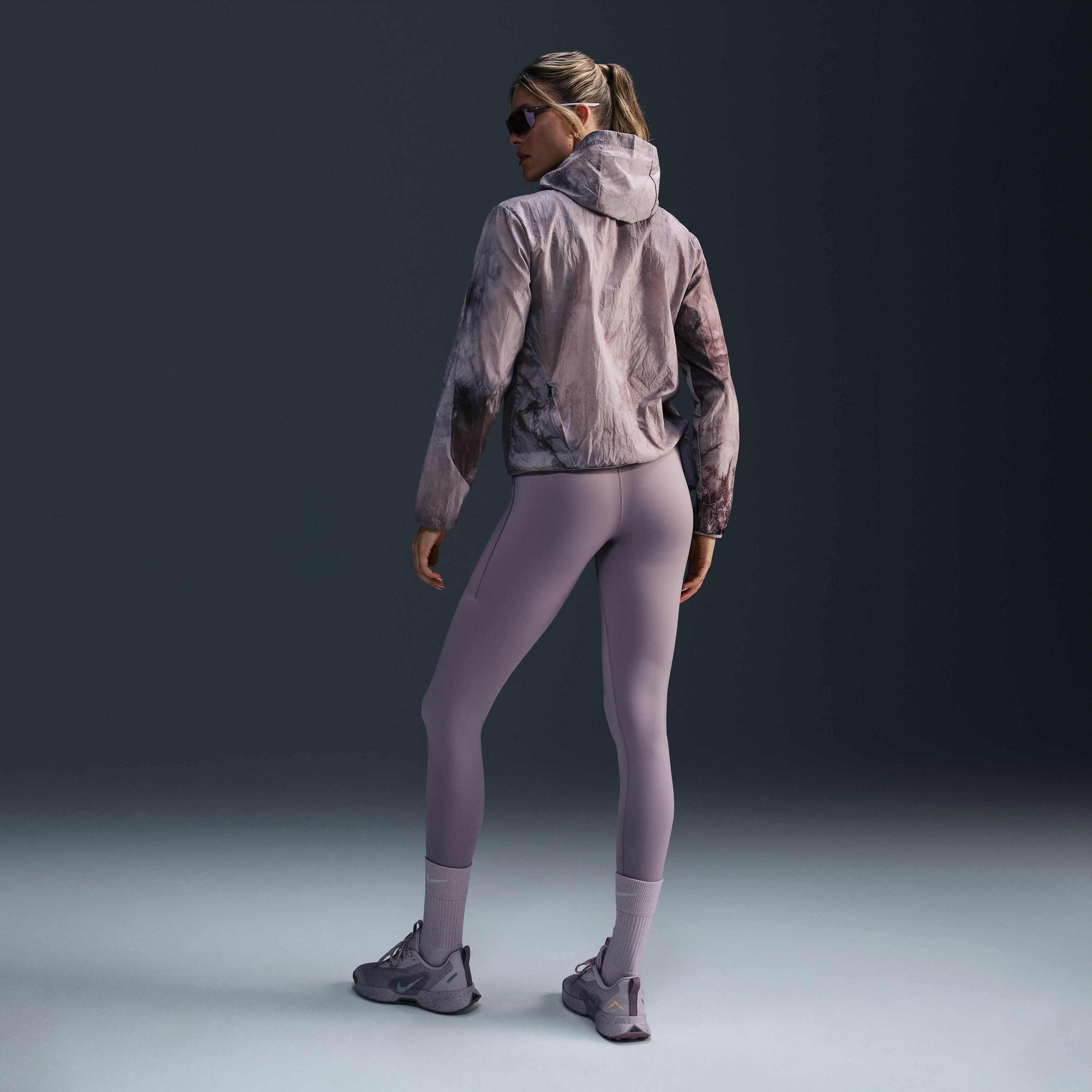 NIKE, Women's Repel Running Jacket Trail