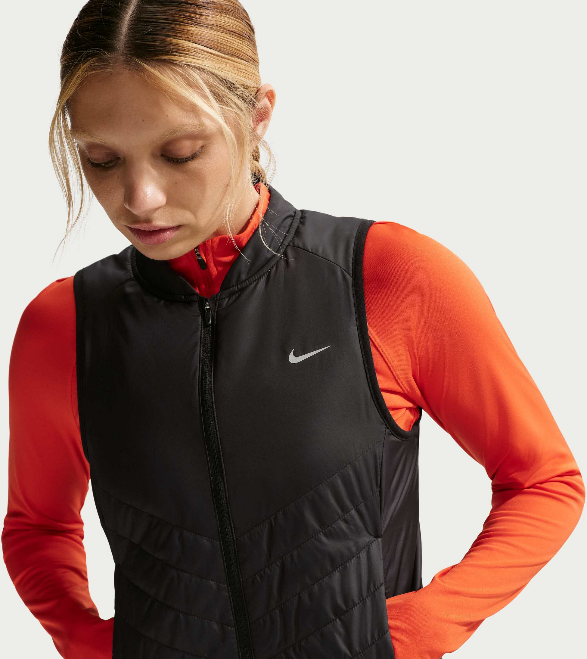 NIKE, Women's Repel Warm Running Vest Tempo