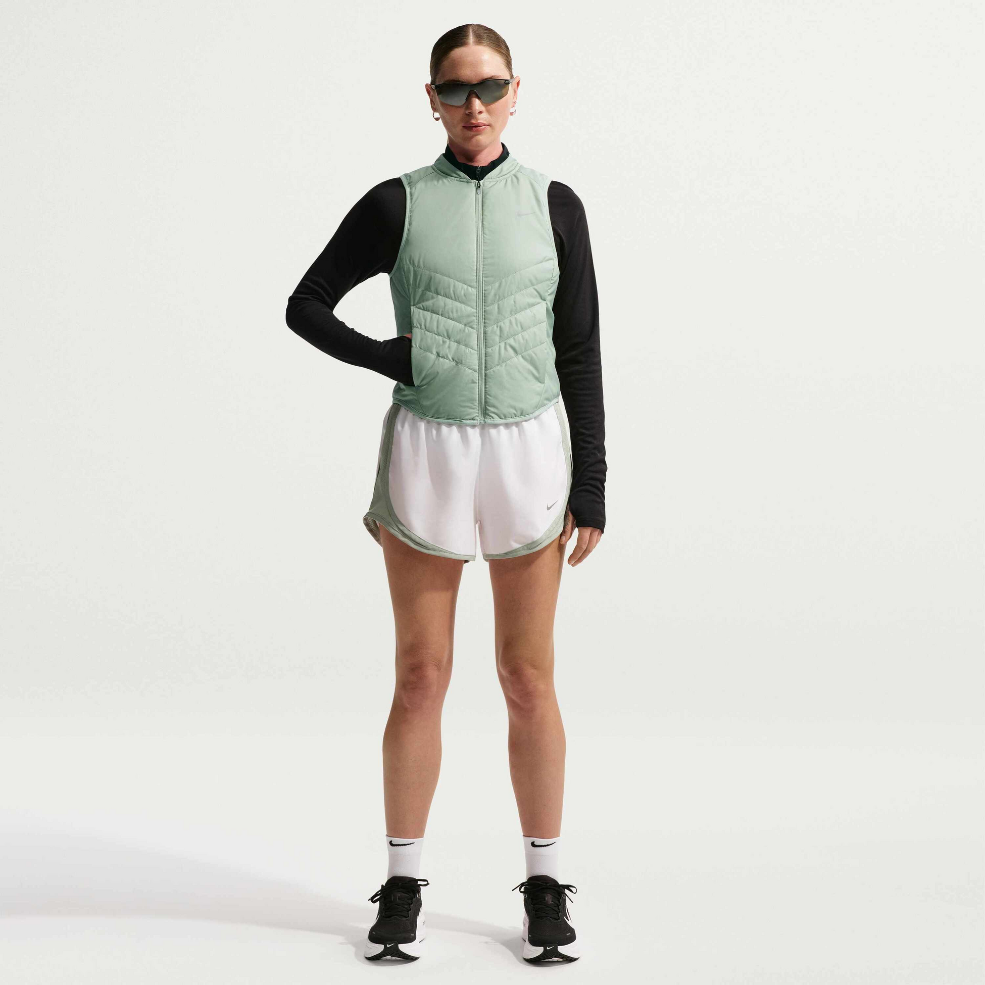 NIKE, Women's Repel Warm Running Vest Tempo