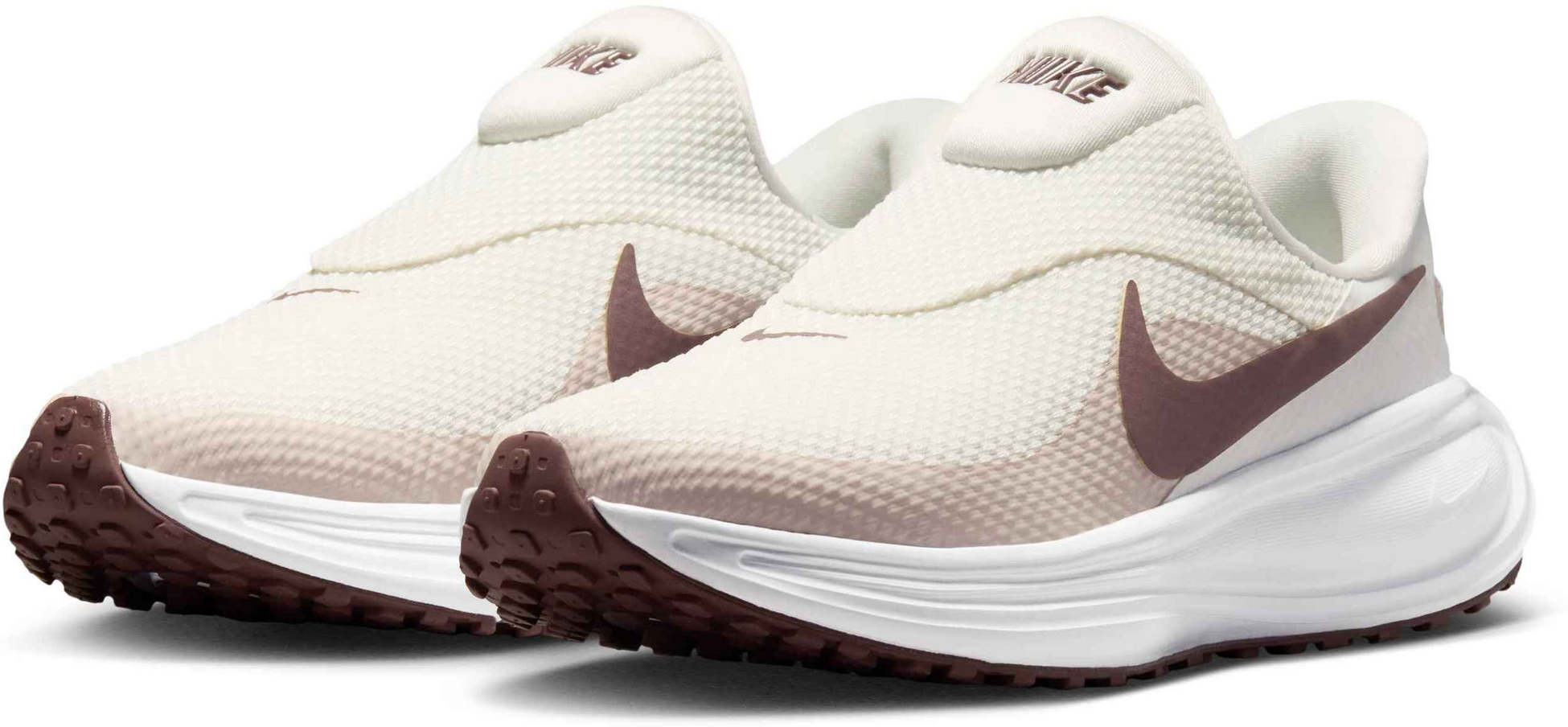 NIKE, Women's Road Running Shoes Revolution 8 Easyon