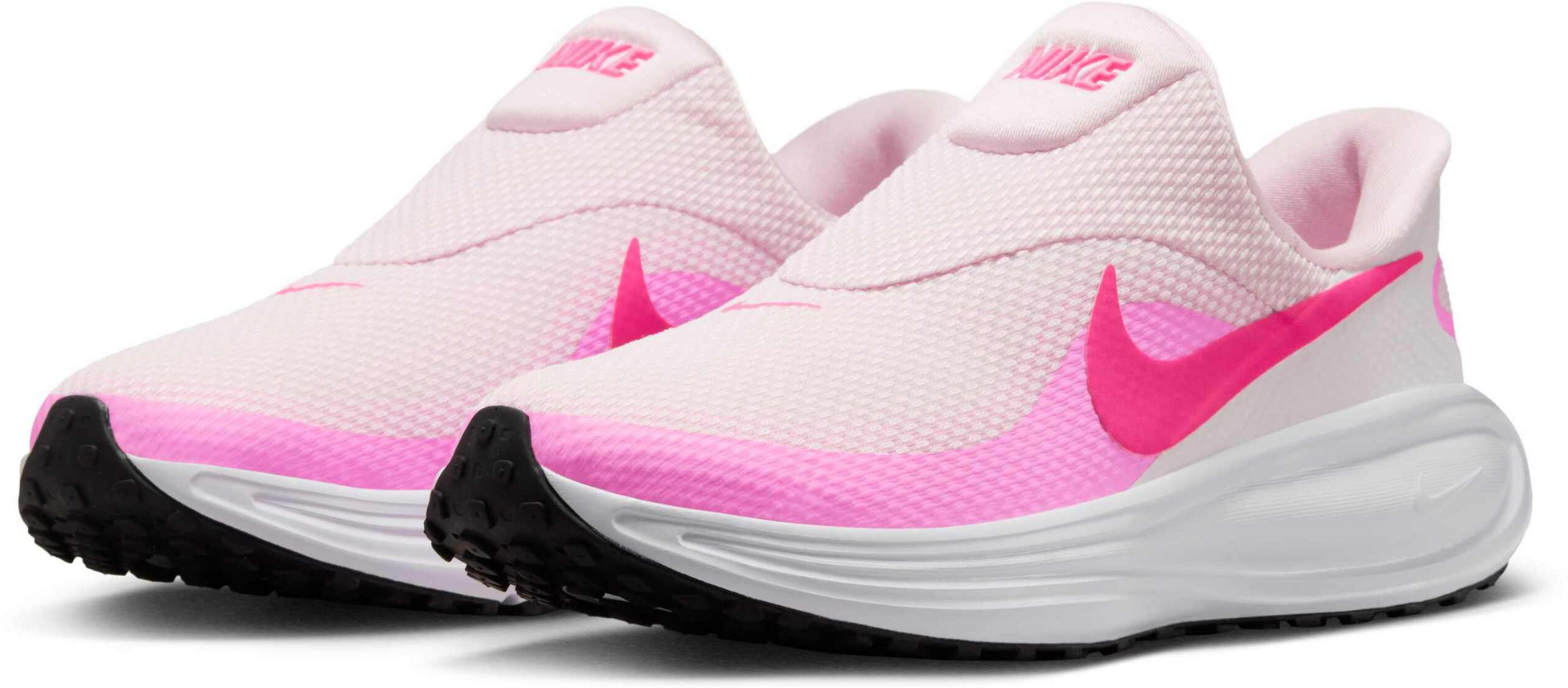 NIKE, Women's Road Running Shoes Revolution 8 Easyon