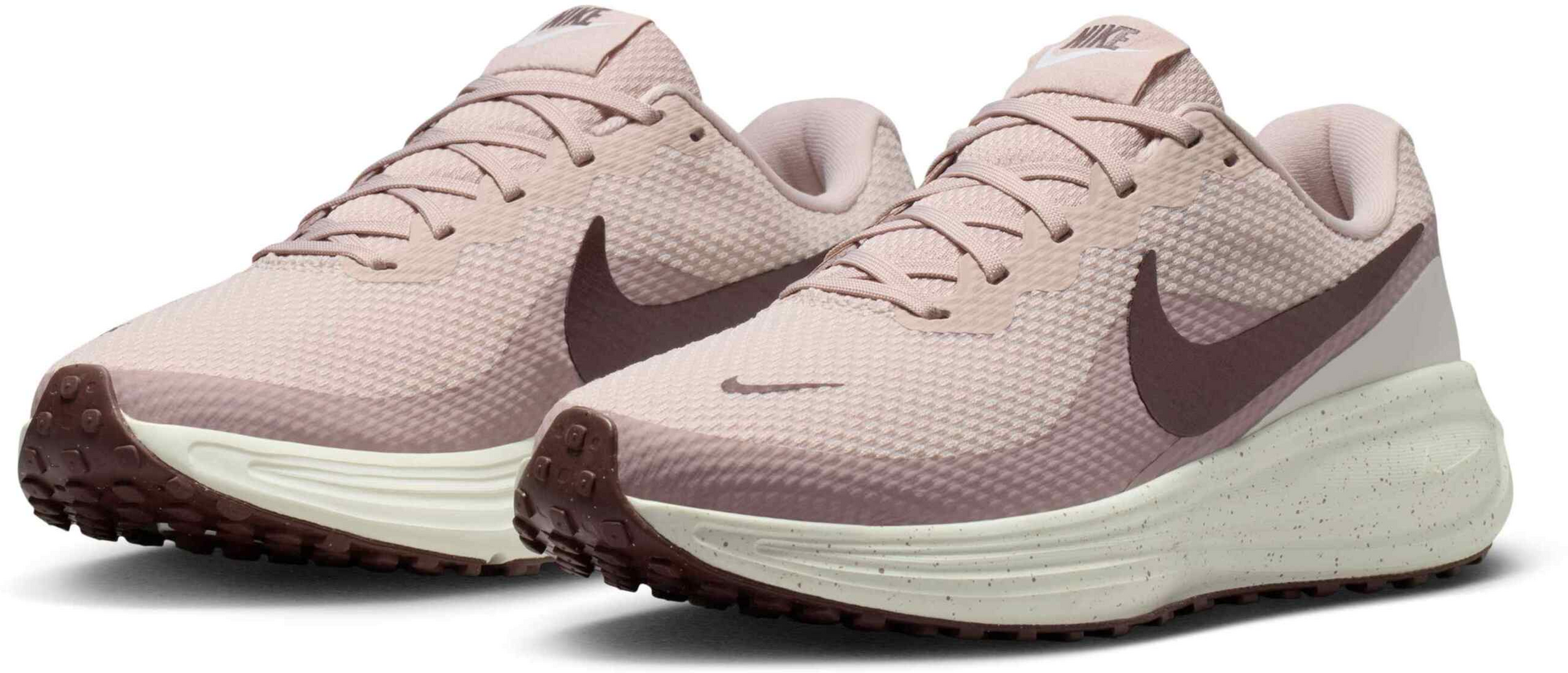 NIKE, Women's Road Running Shoes Revolution 8 Se