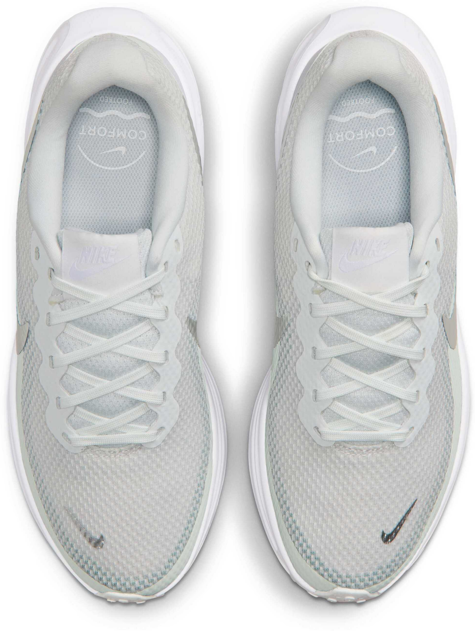 NIKE, Women's Road Running Shoes Revolution 8