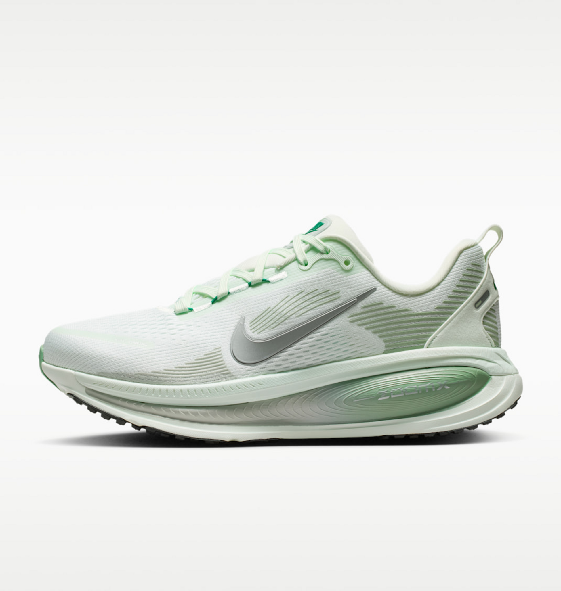NIKE, Women's Road Running Shoes Vomero 18