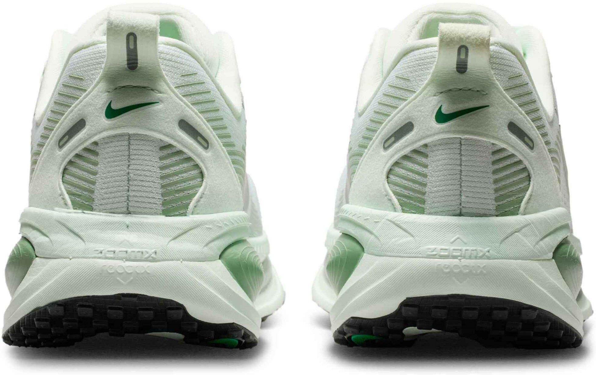 NIKE, Women's Road Running Shoes Vomero 18
