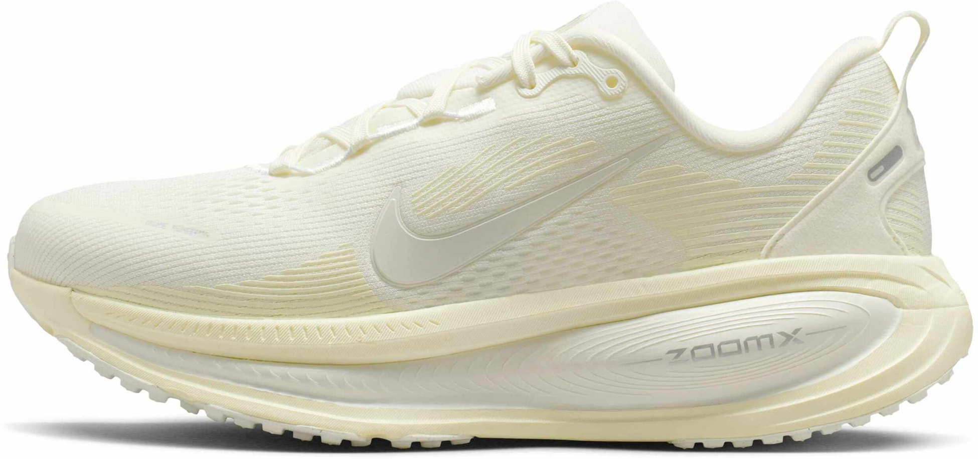 NIKE, Women's Road Running Shoes Vomero 18