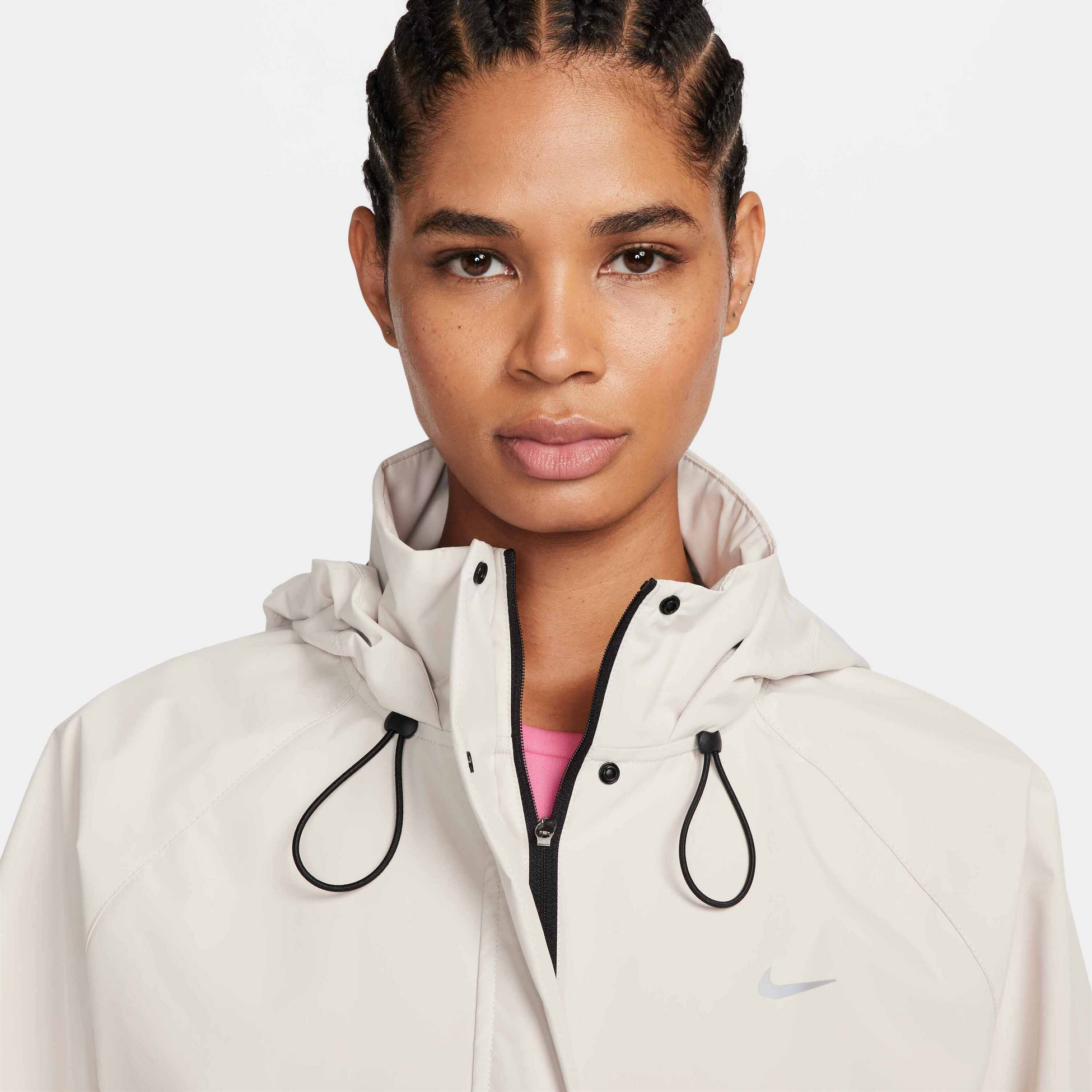 NIKE, Women's Running Jacket Storm-fit Swift