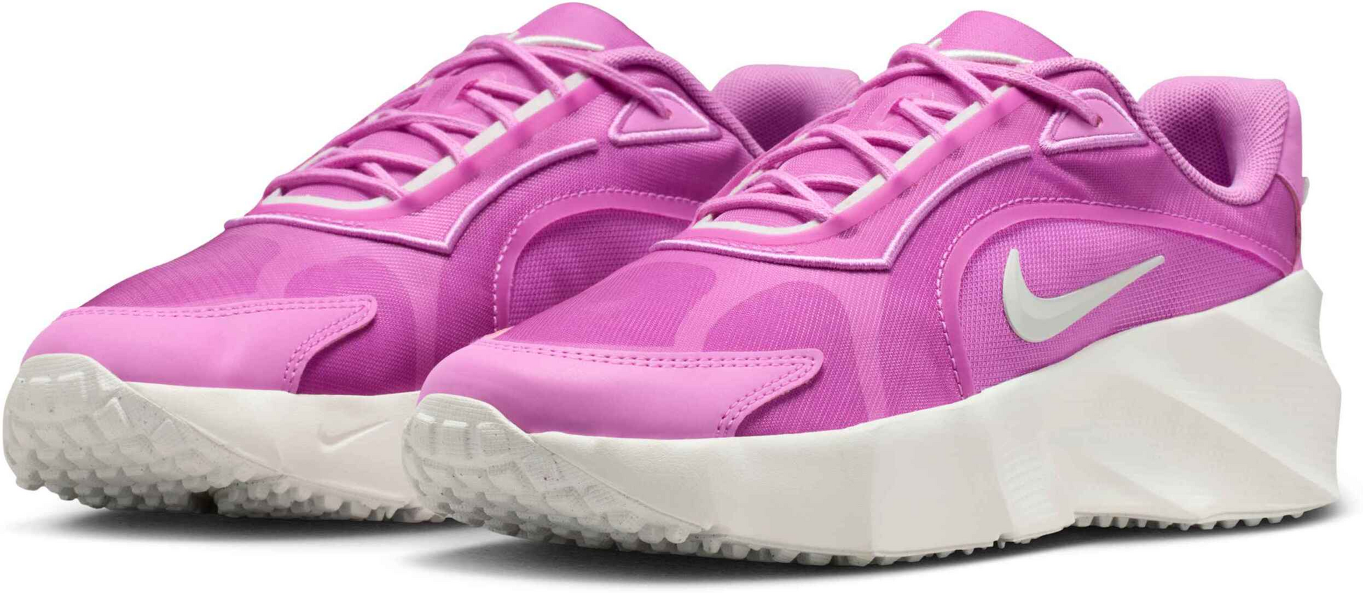 NIKE, Women's Shoes Aura Edge