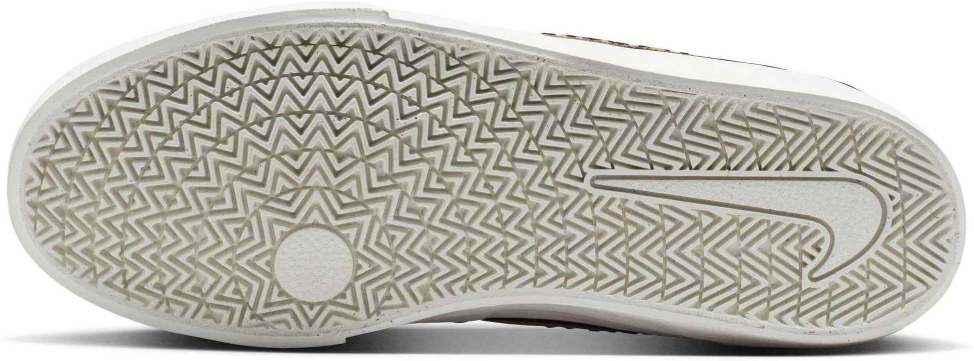 NIKE, Women's Shoes Charge Suede Se