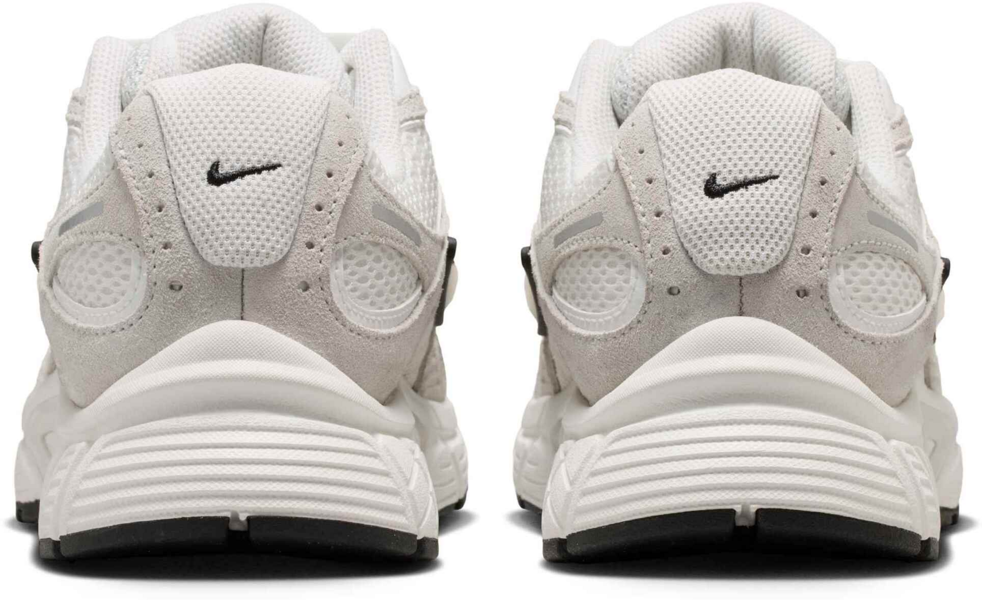NIKE, Women's Shoes V5 Rnr Suede