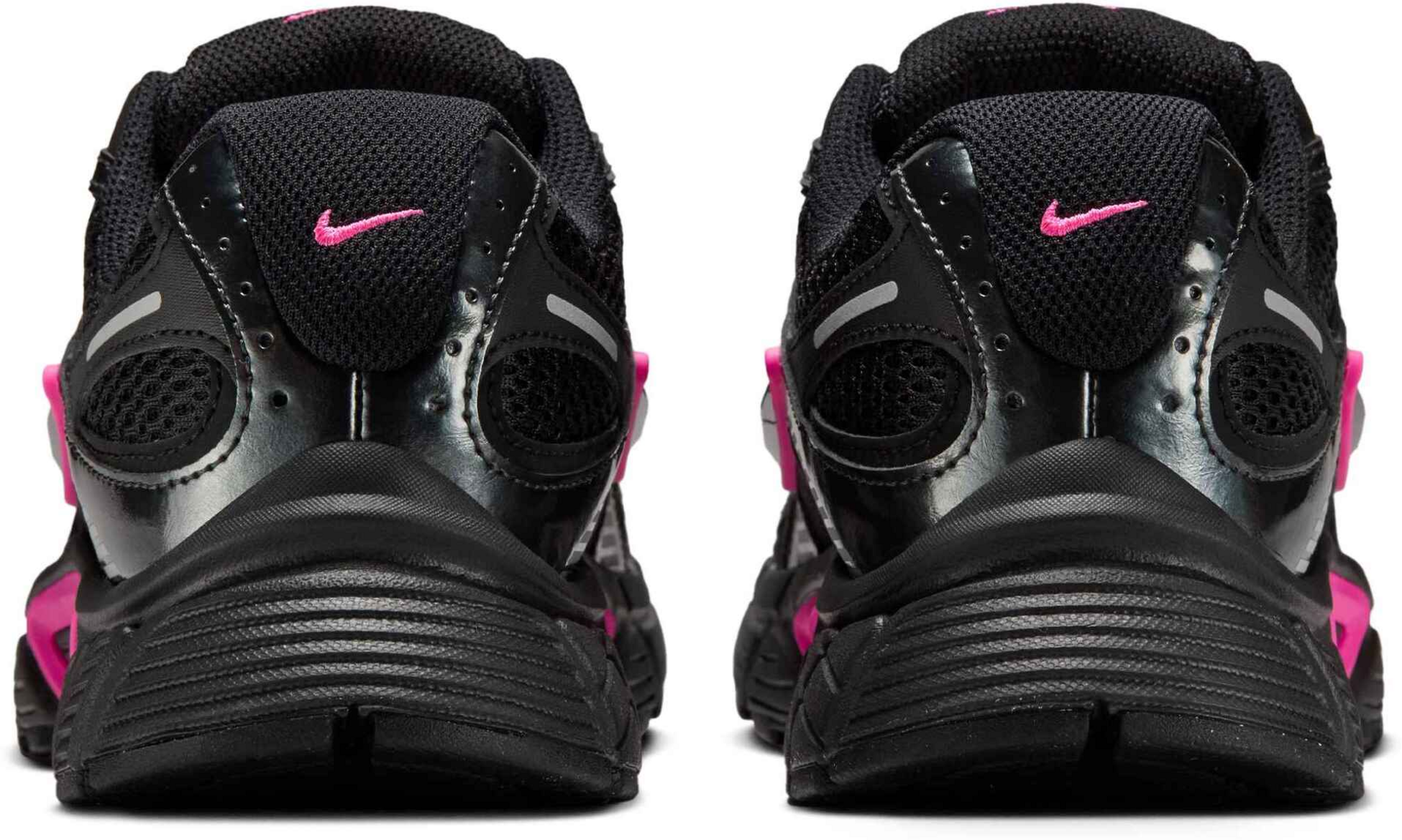 NIKE, Women's Shoes With Reflective Accents V5 Rnr