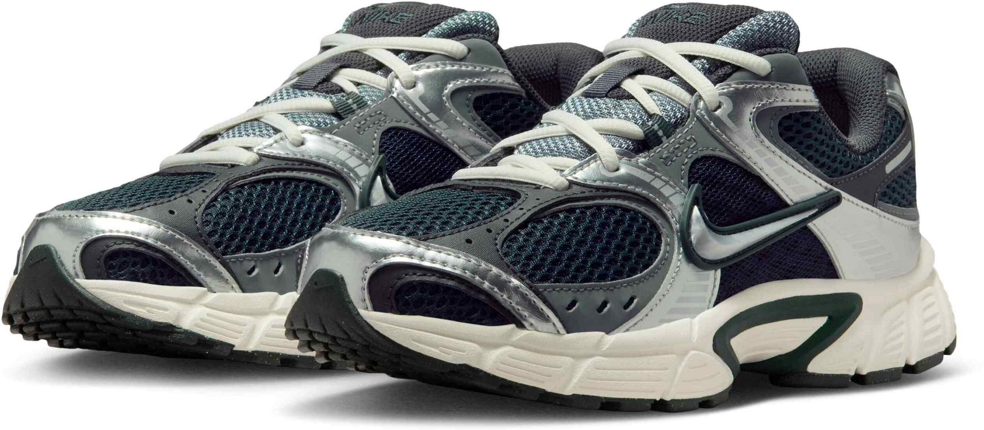 NIKE, Women's Shoes With Reflective Accents V5 Rnr