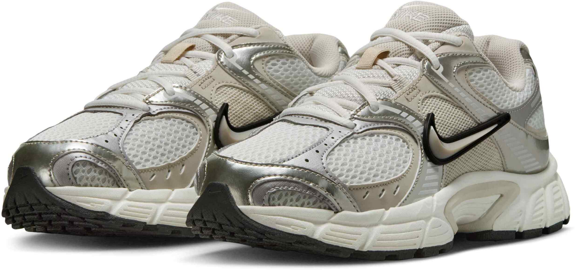 NIKE, Women's Shoes With Reflective Accents V5 Rnr