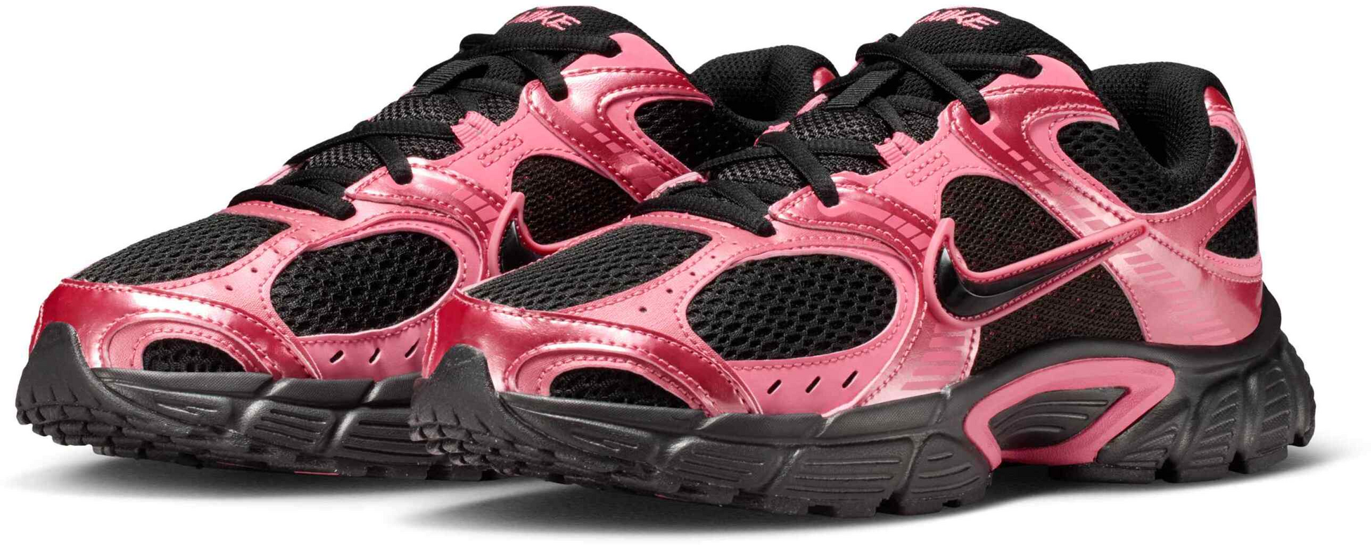 NIKE, Women's Shoes With Reflective Design Accents V5 Rnr