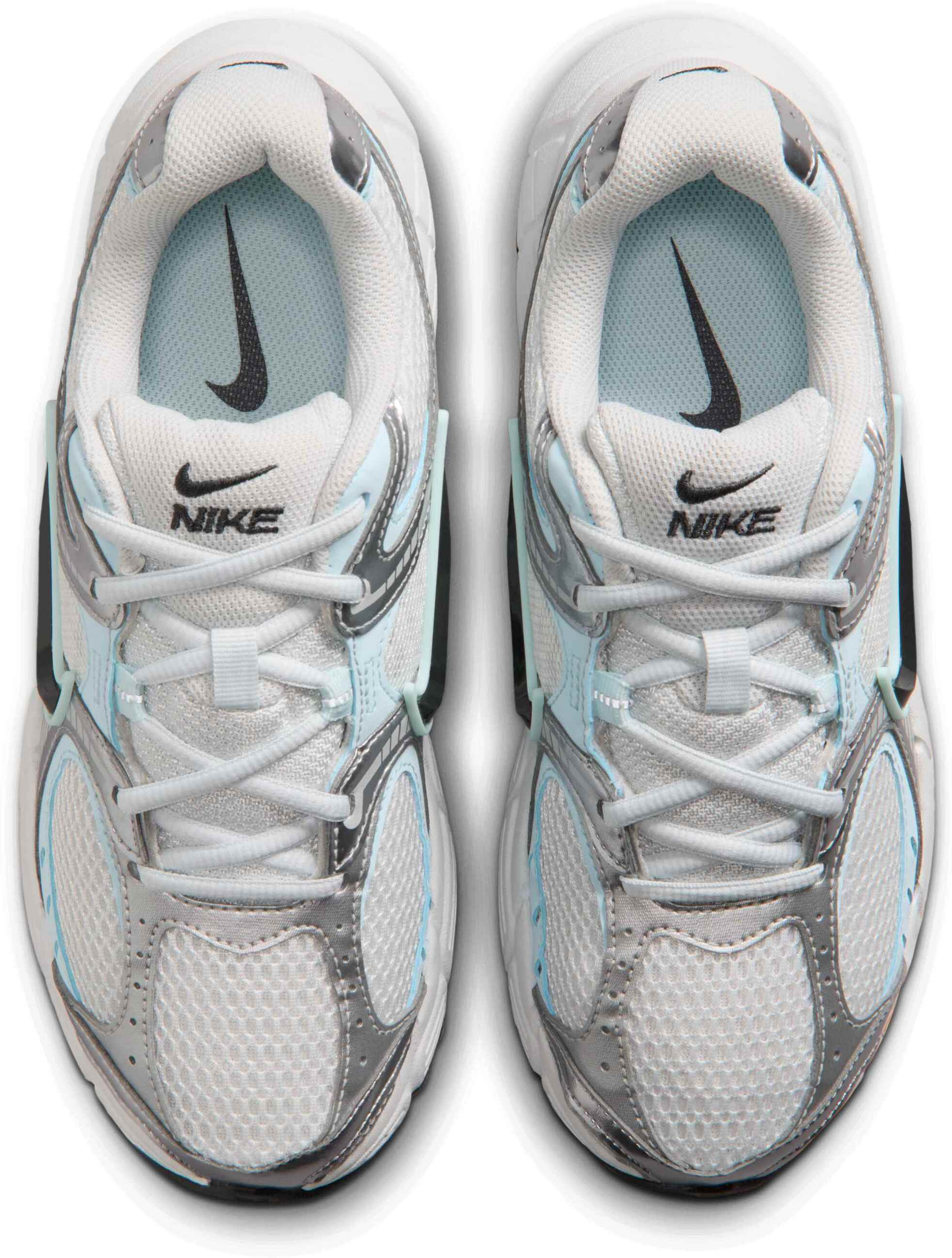 NIKE, Women's Shoes With Reflective Design Accents V5 Rnr