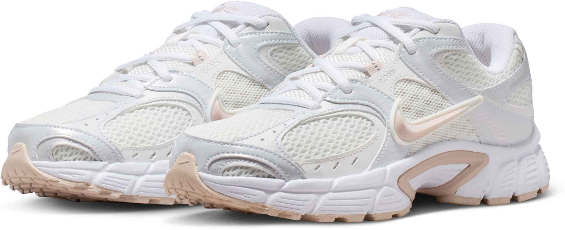 NIKE, Women's Shoes With Reflective Design Accents V5 Rnr
