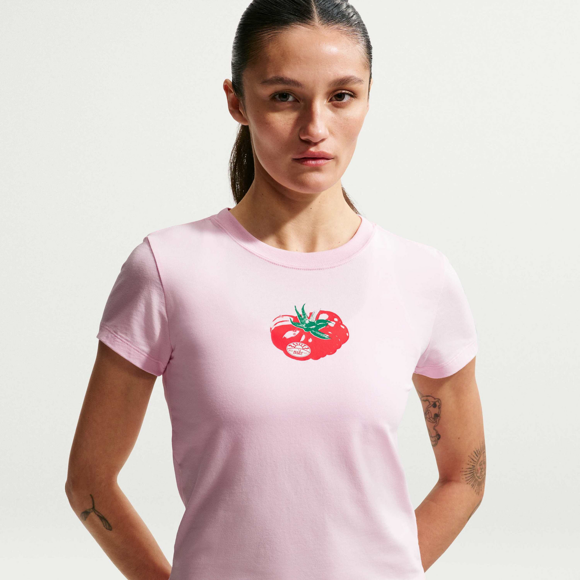 NIKE, Women's Slim Mod-cropped T-shirt Sportswear Chill Knit