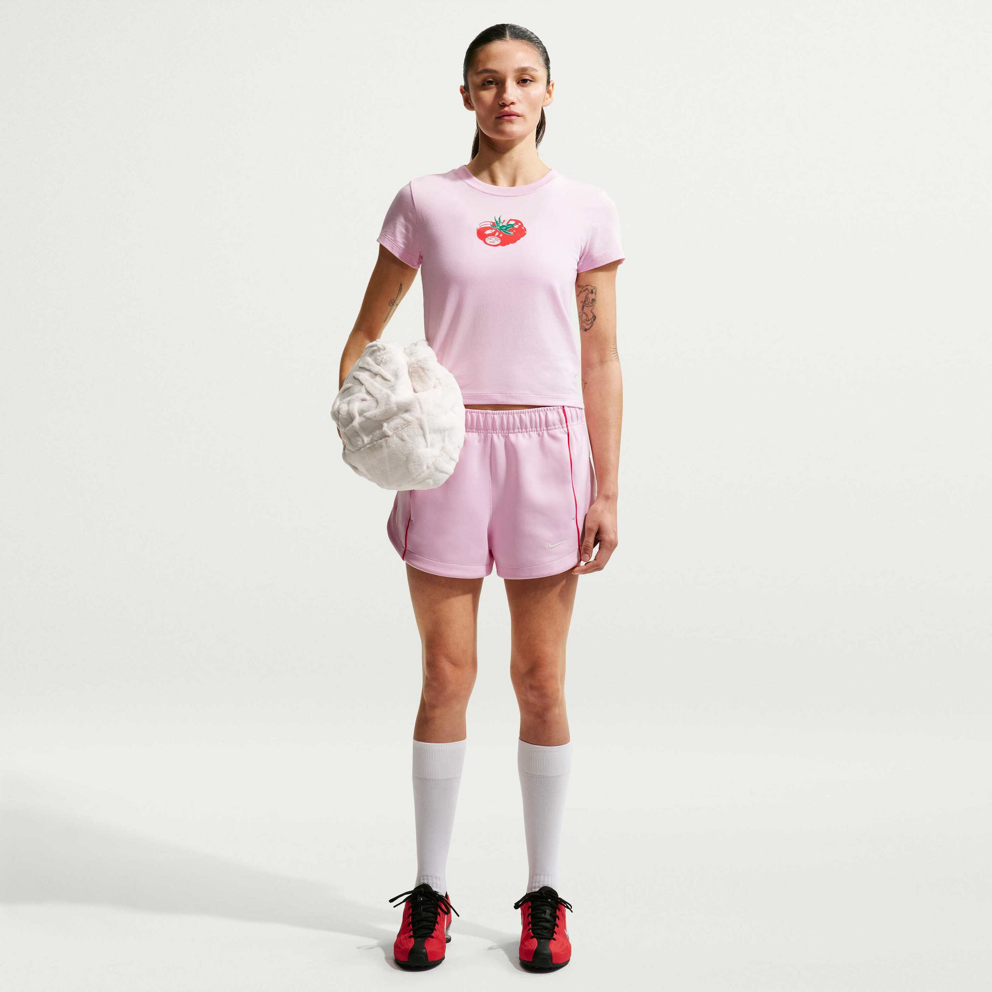NIKE, Women's Slim Mod-cropped T-shirt Sportswear Chill Knit