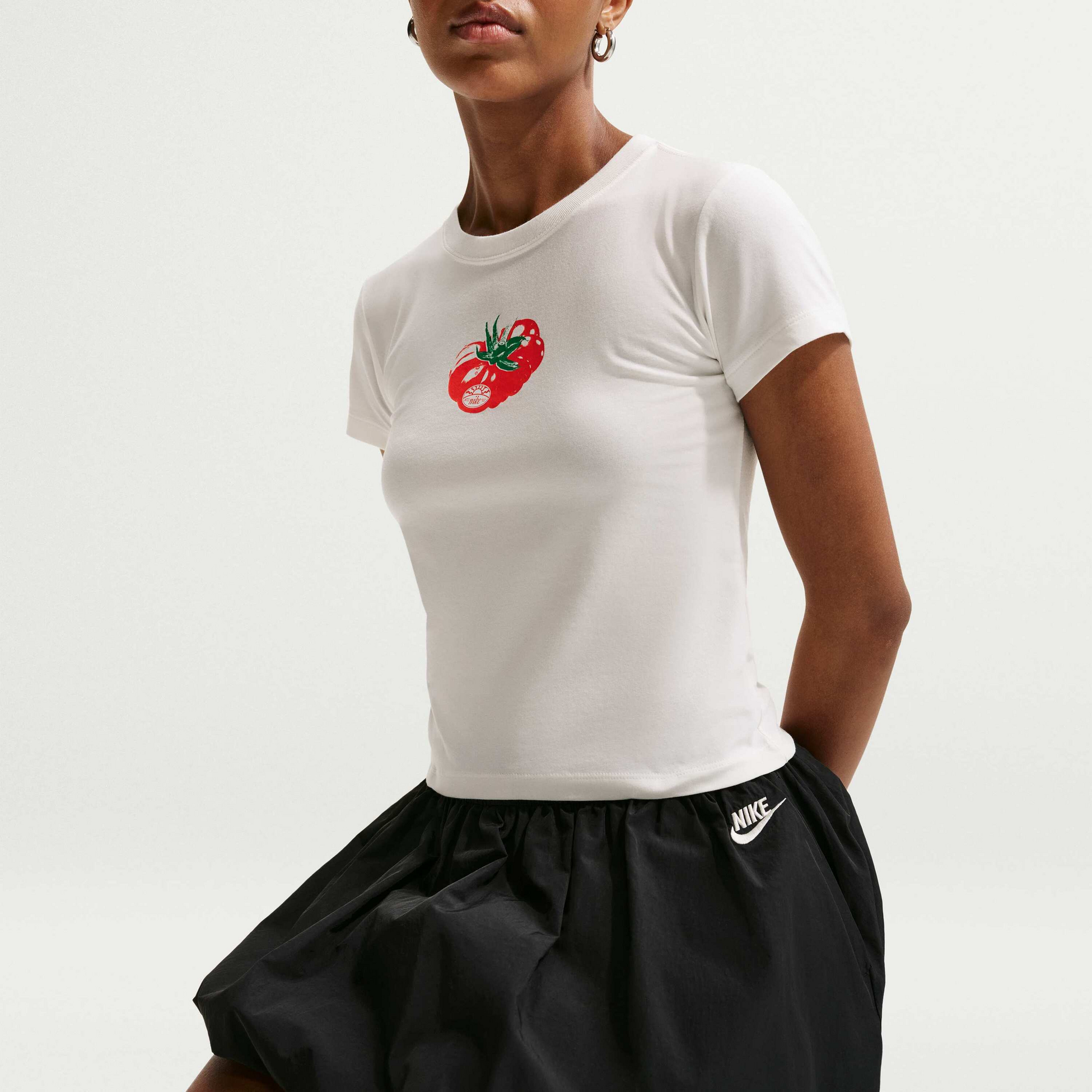 NIKE, Women's Slim Mod-cropped T-shirt Sportswear Chill Knit