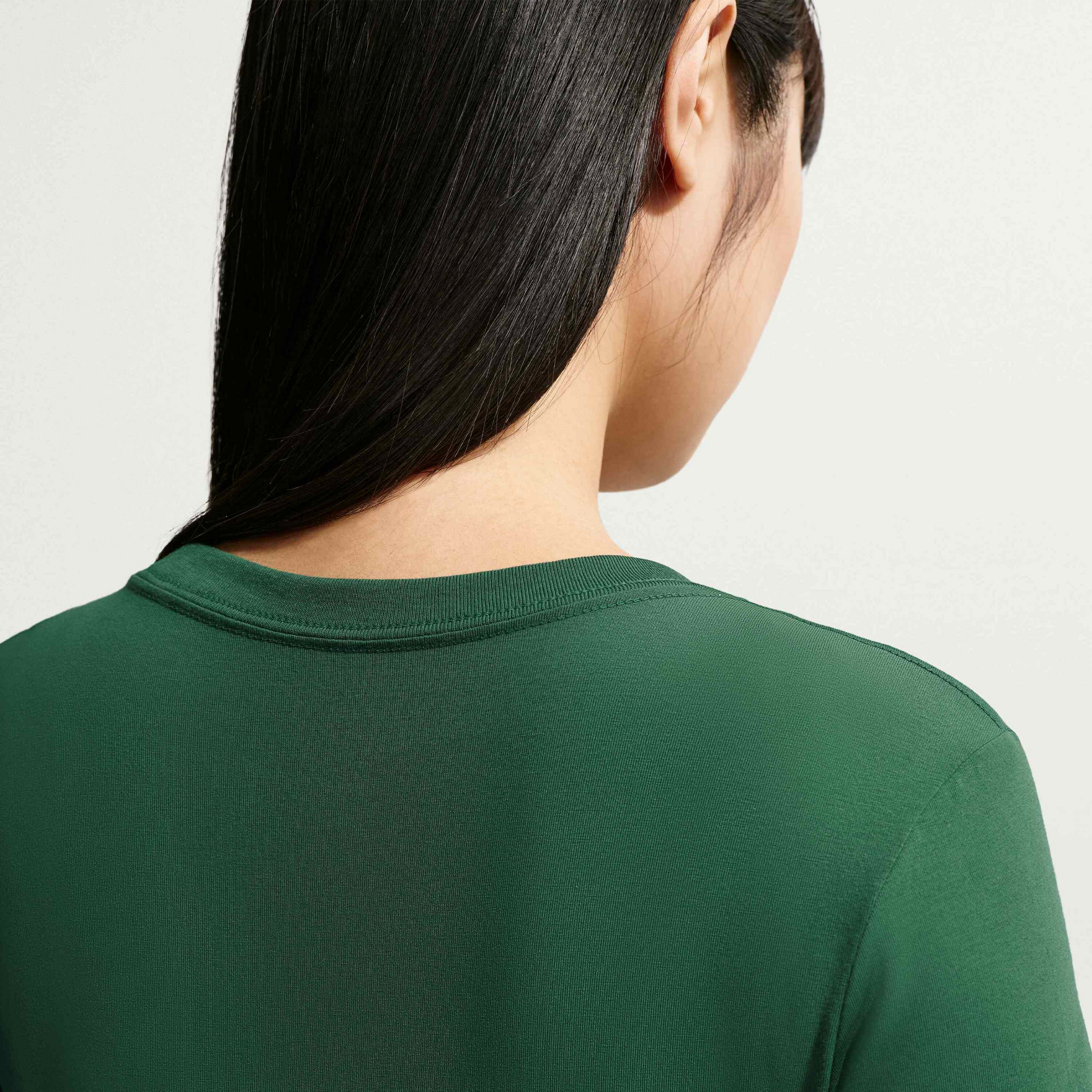 NIKE, Women's Slim Mod-cropped T-shirt Sportswear Chill Knit
