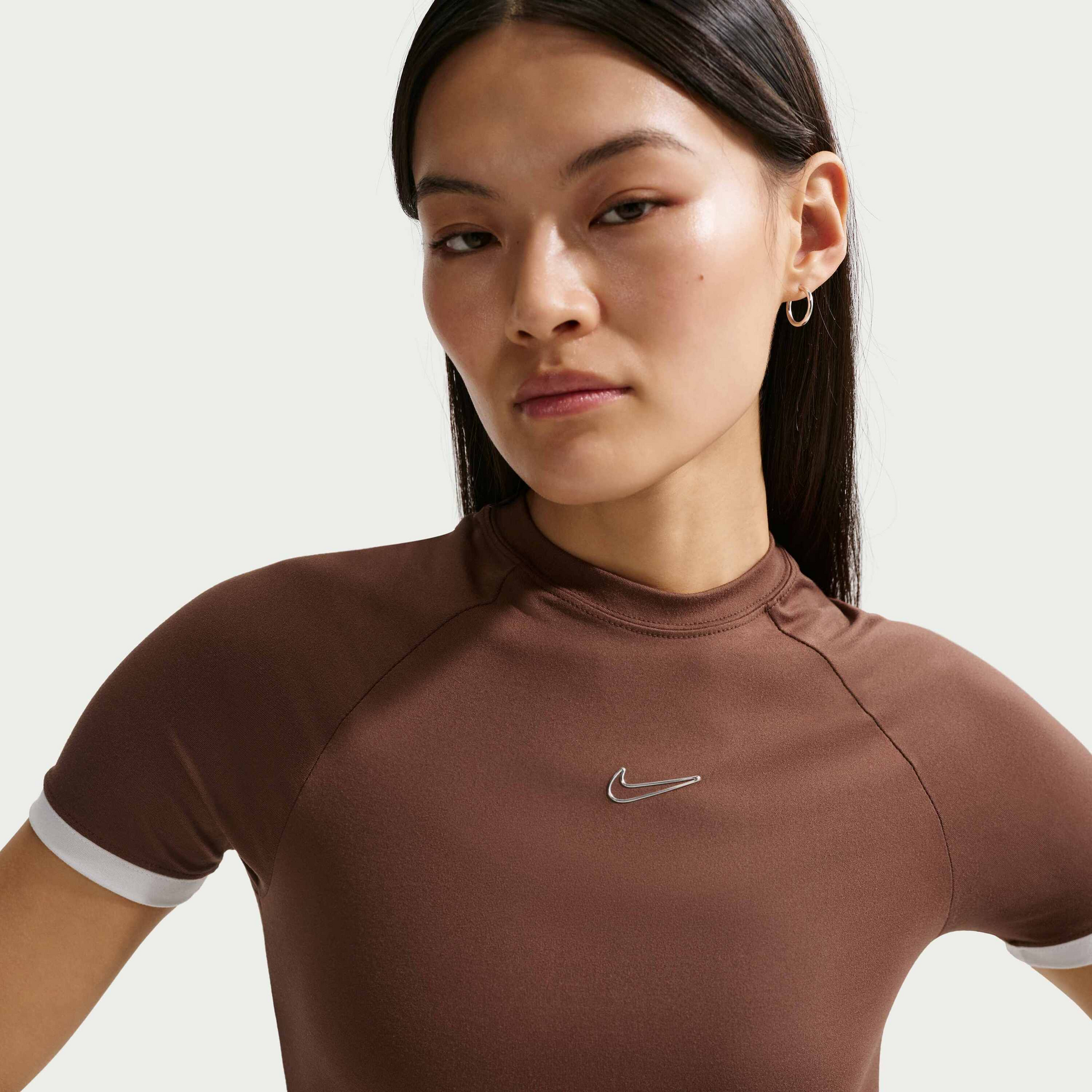 NIKE, Women's Slim Short-sleeve Top Sportswear