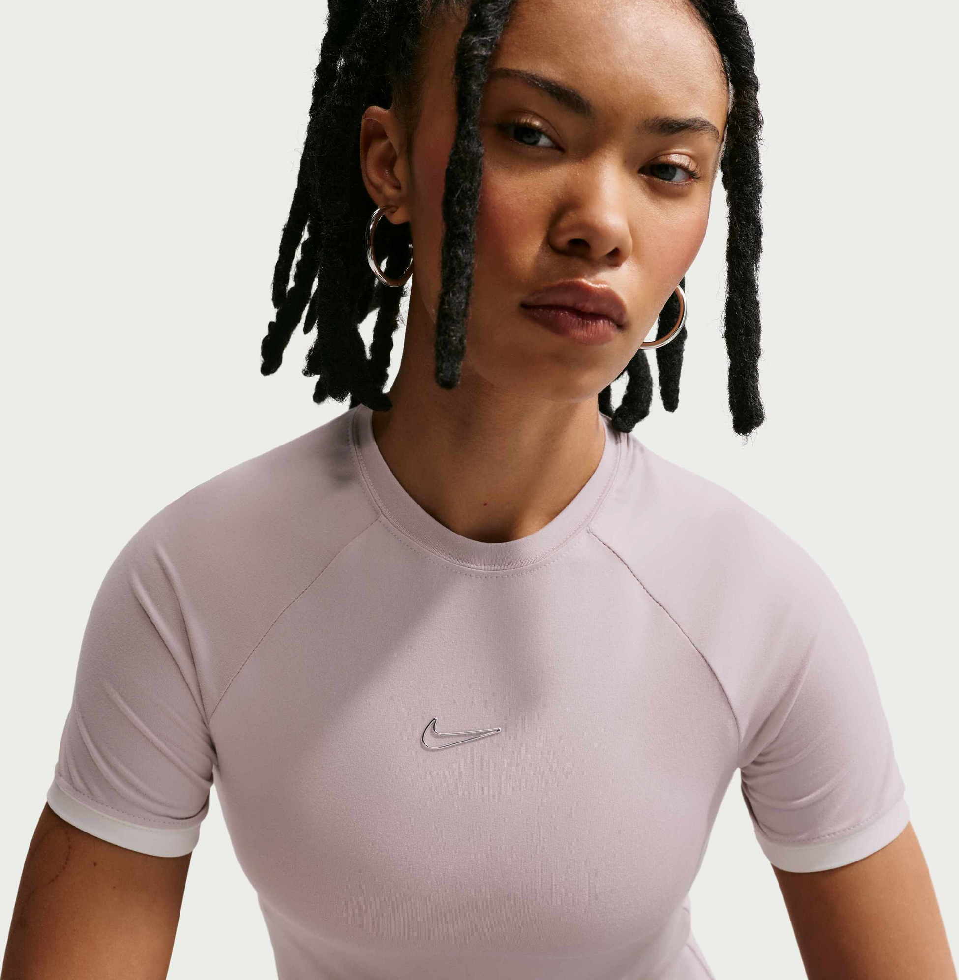 NIKE, Women's Slim Short-sleeve Top Sportswear