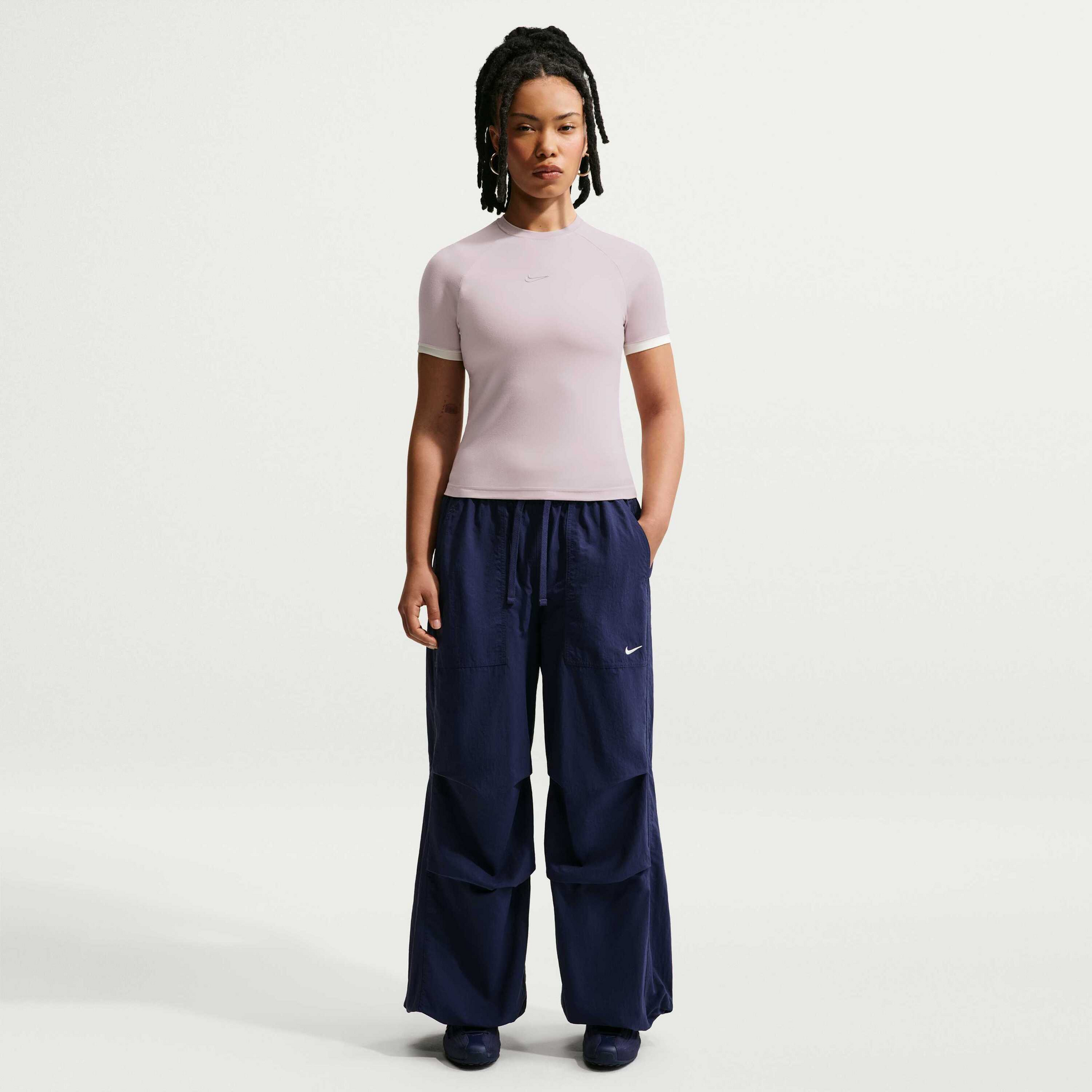 NIKE, Women's Slim Short-sleeve Top Sportswear