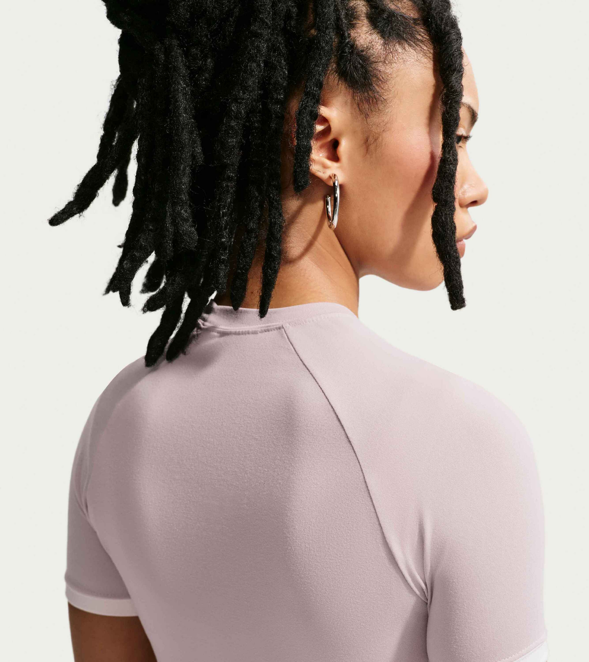 NIKE, Women's Slim Short-sleeve Top Sportswear