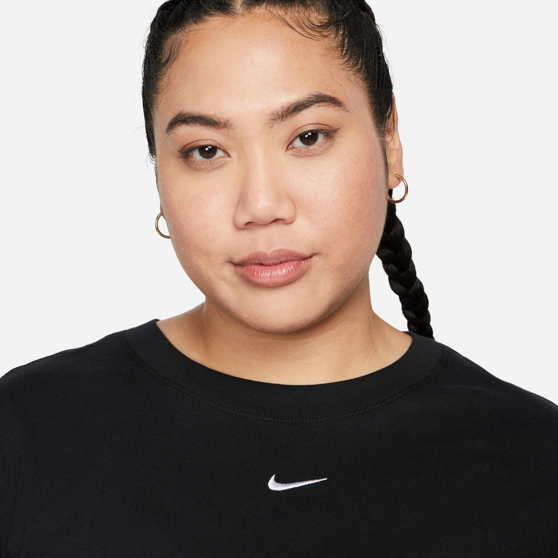 NIKE, Women's T-shirt (plus Size) Sportswear Essential