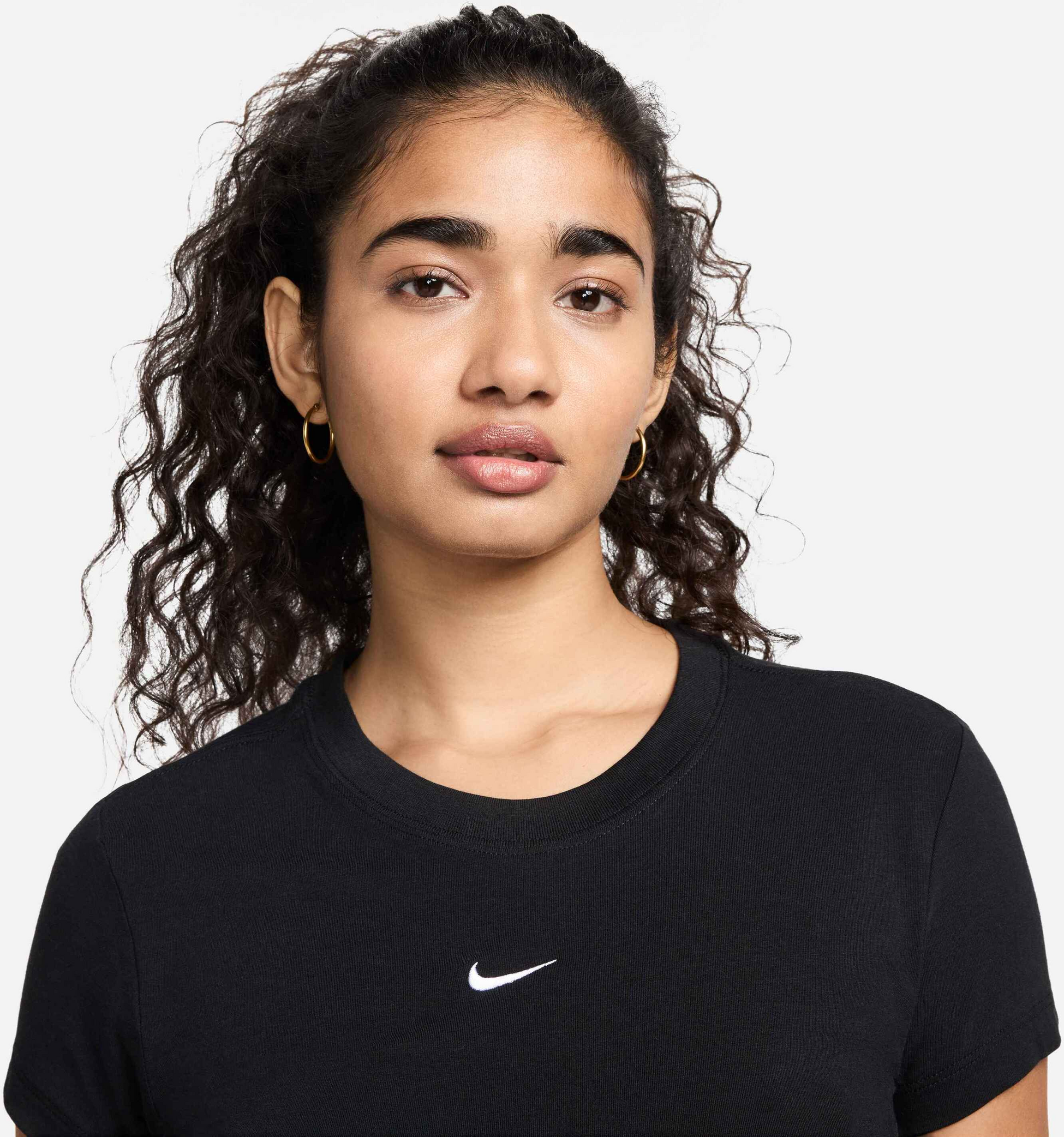 NIKE, Women's T-shirt Sportswear Chill Knit