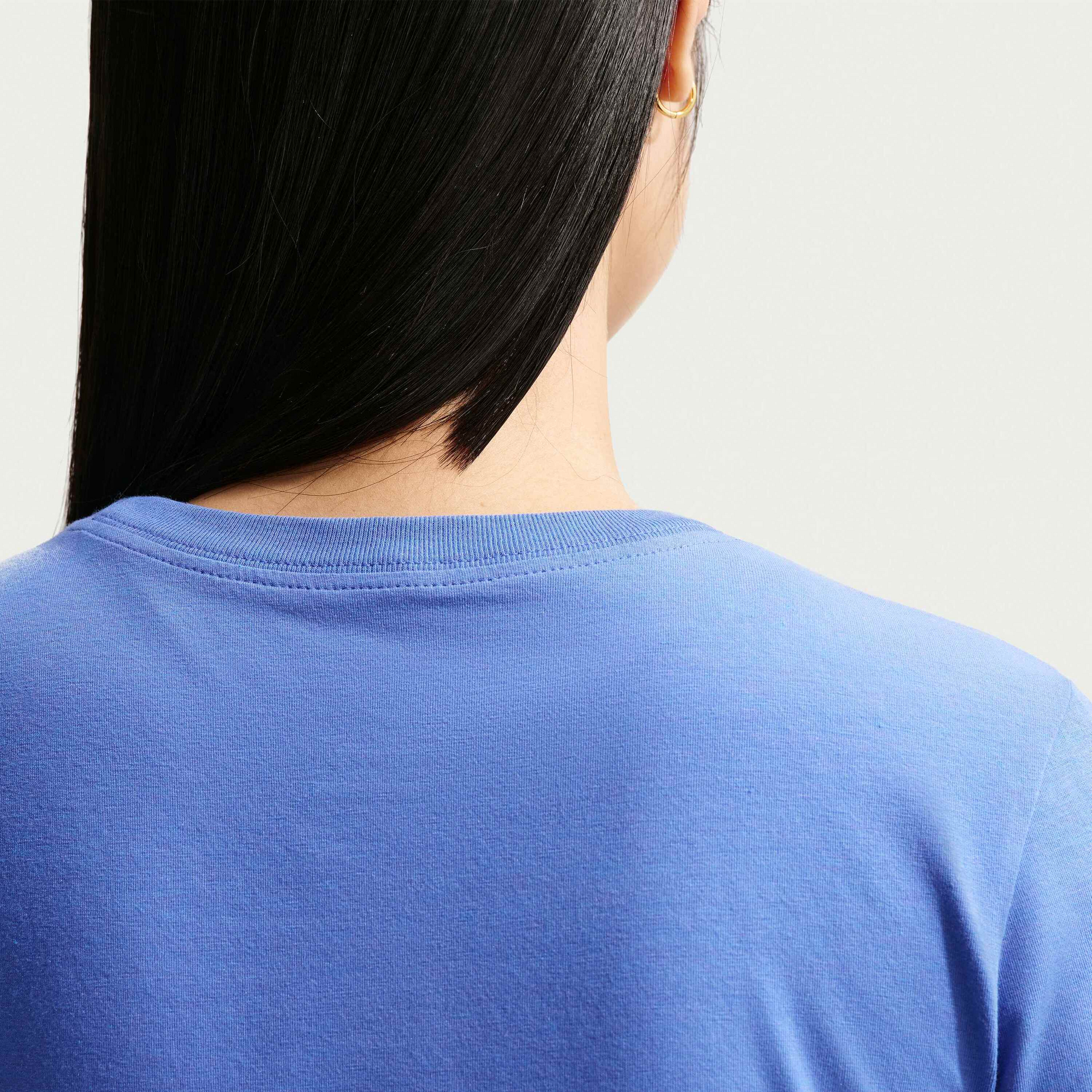 NIKE, Women's T-shirt Sportswear Chill Knit