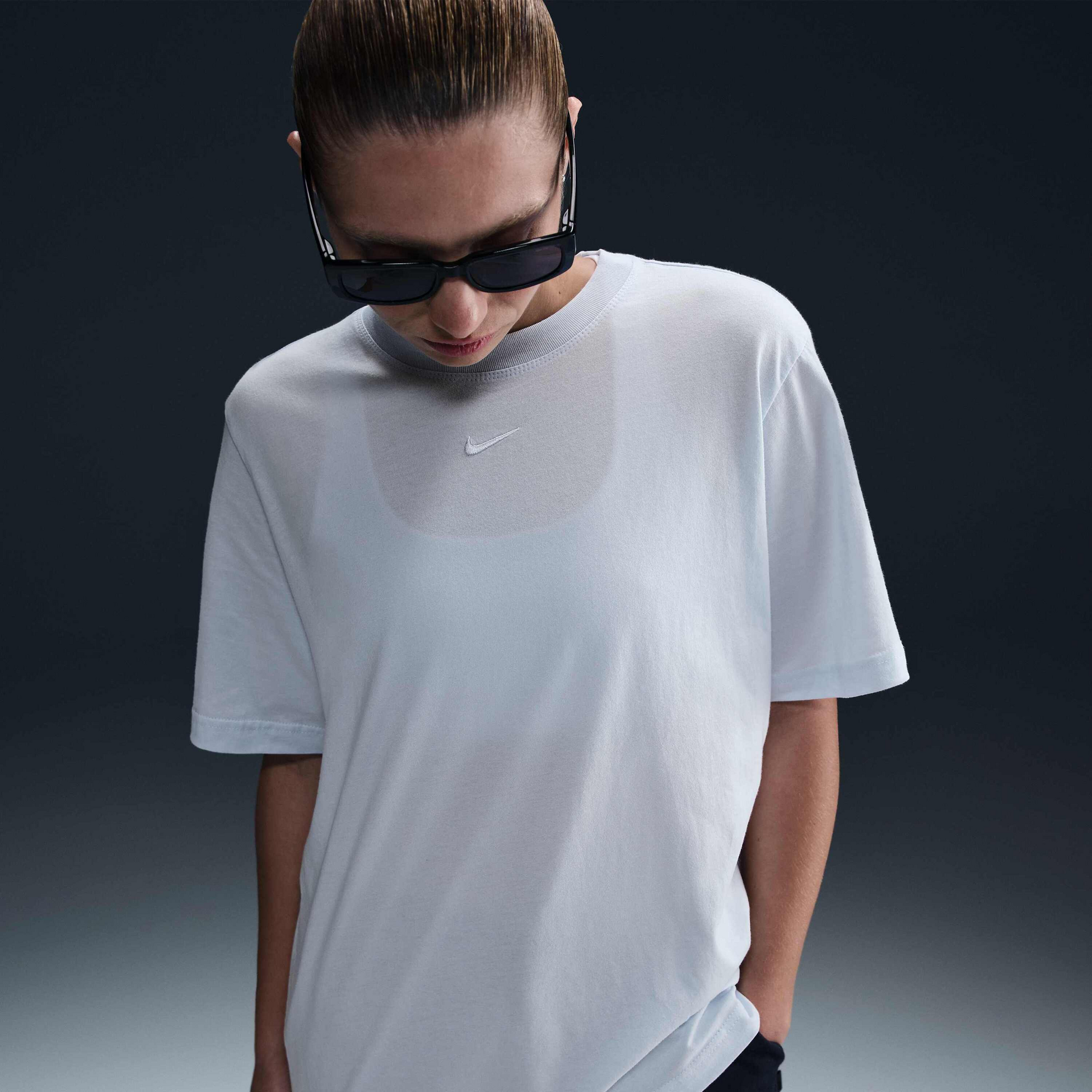 NIKE, Women's T-shirt Sportswear Essential