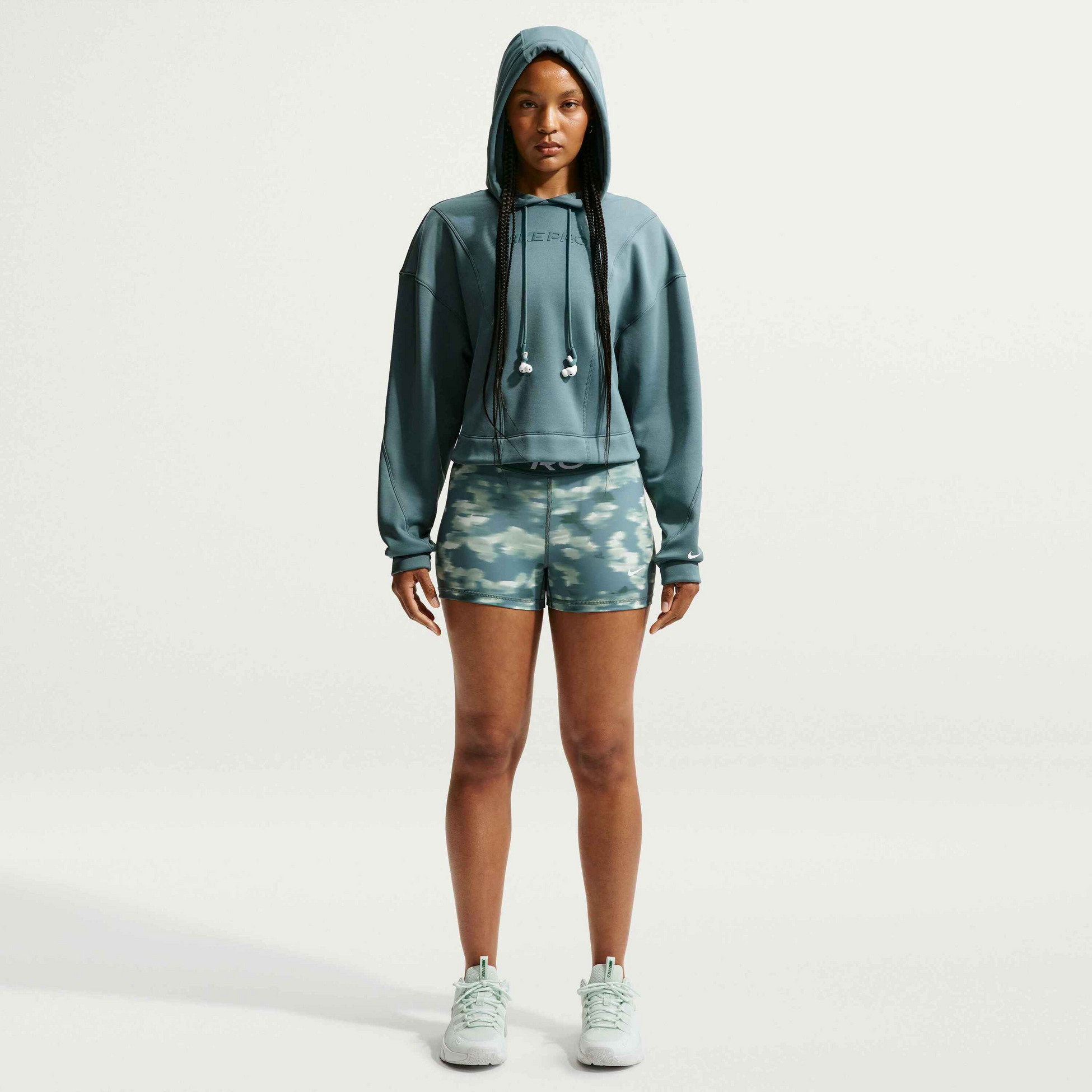 NIKE, Women's Therma-fit Hoodie Pro