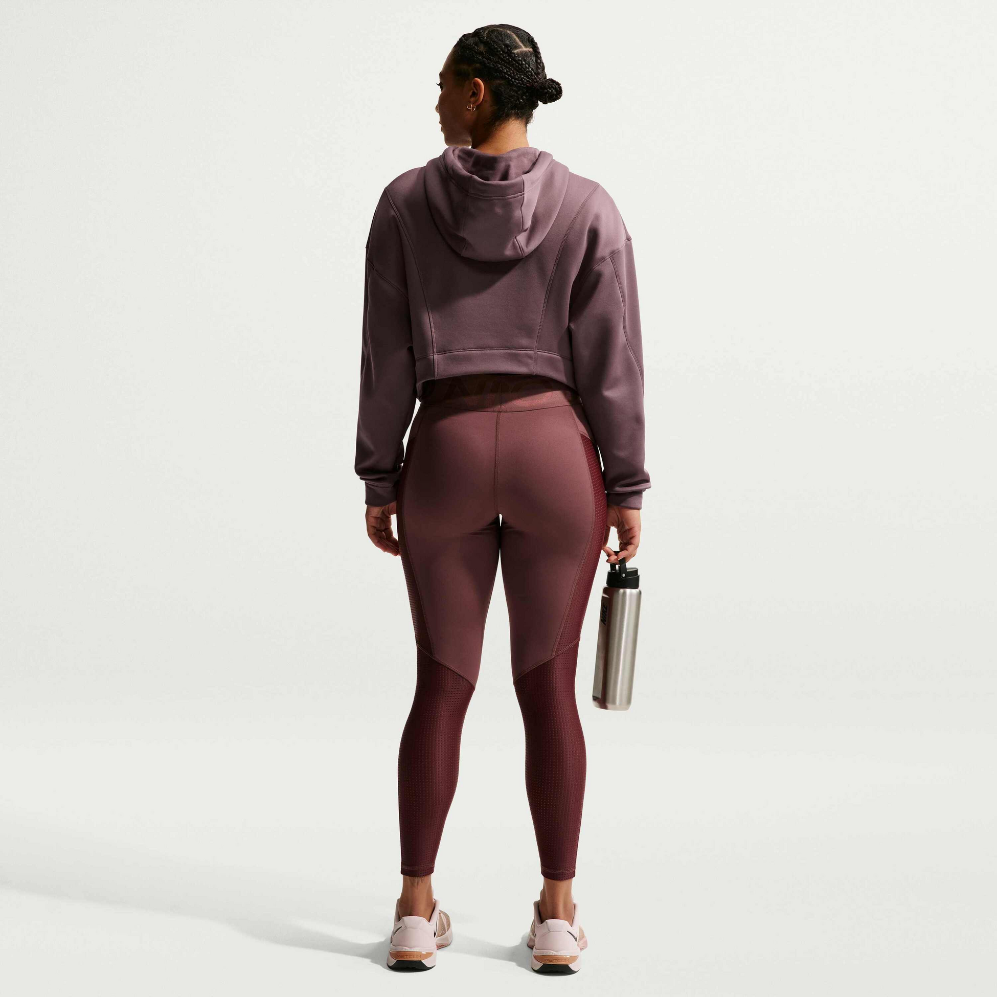 NIKE, Women's Therma-fit Hoodie Pro