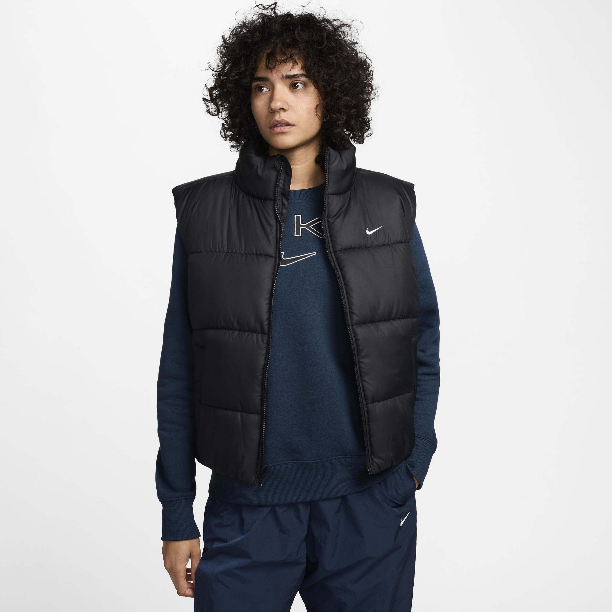 NIKE, Women's Therma-fit Loose Gilet Sportswear Classic Puffer