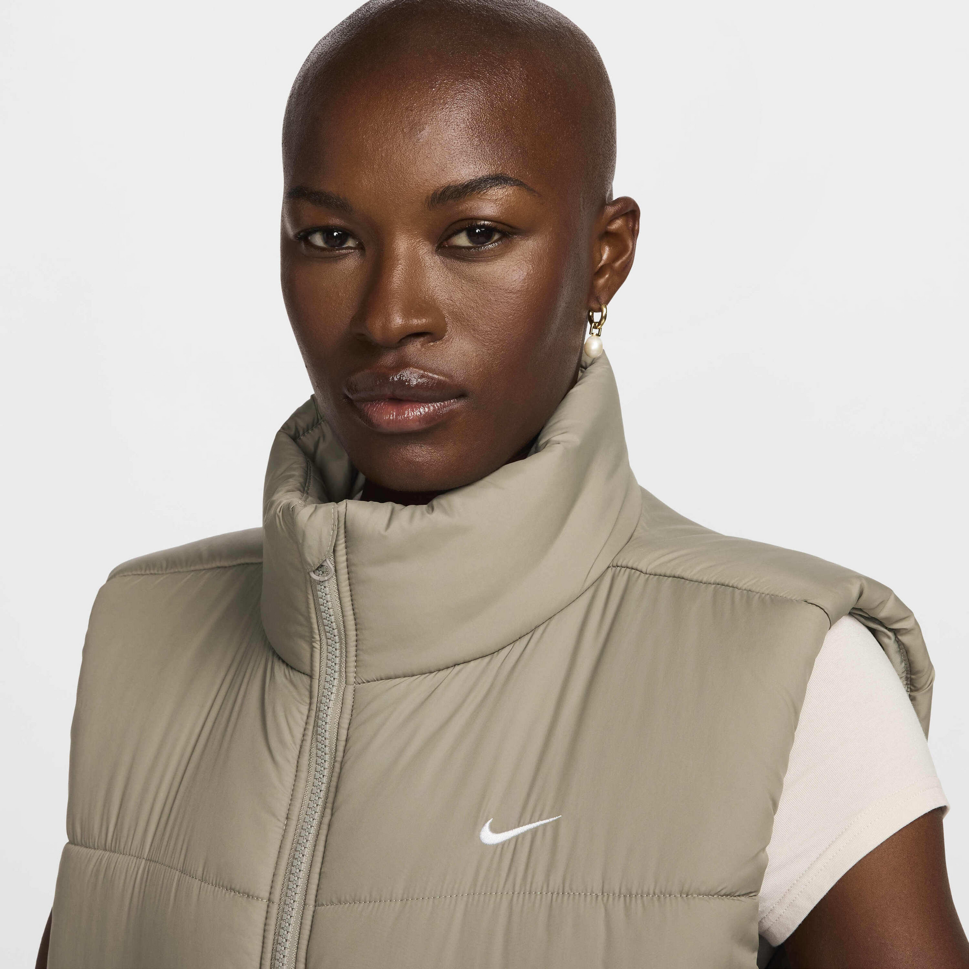 NIKE, Women's Therma-fit Loose Gilet Sportswear Classic Puffer