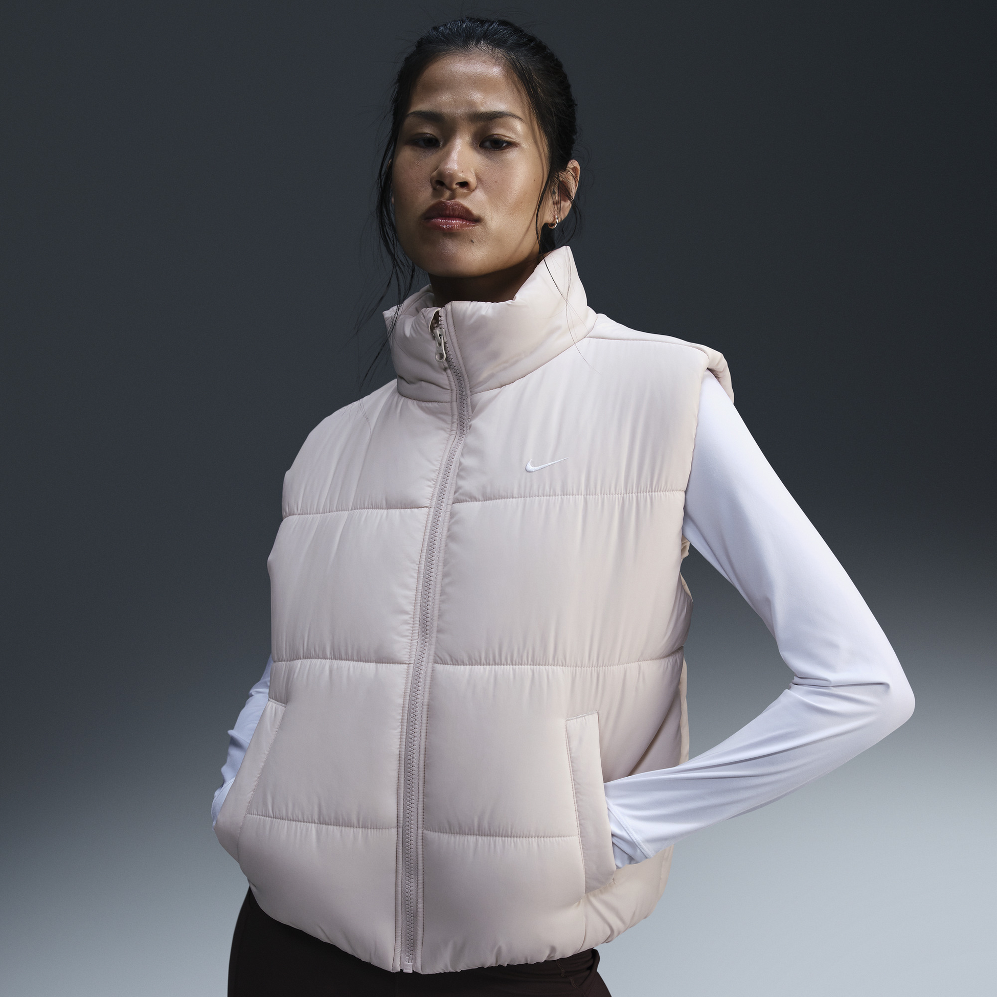 NIKE, Women's Therma-fit Loose Gilet Sportswear Classic Puffer