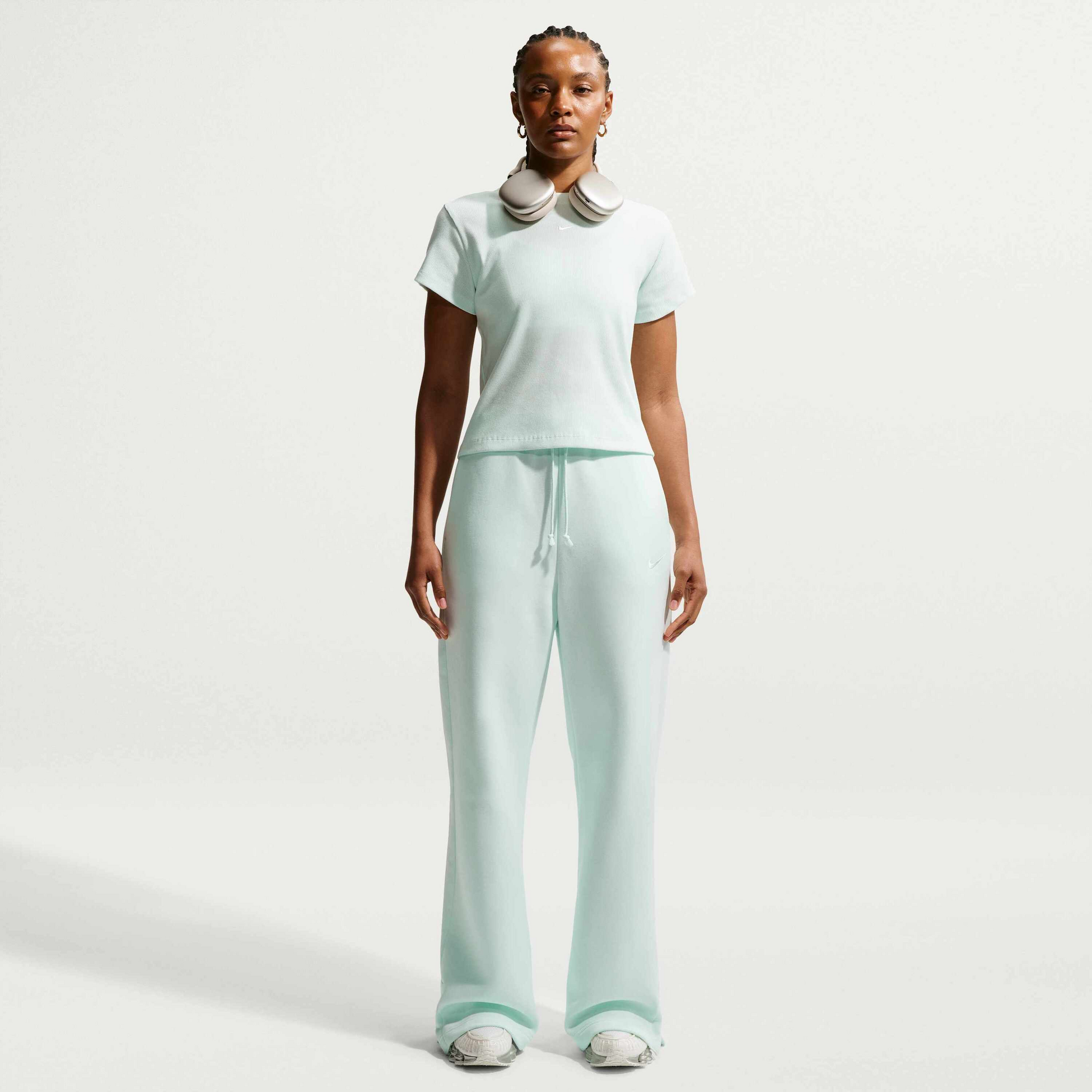 NIKE, Women's Tight Ribbed Short-sleeve T-shirt Sportswear