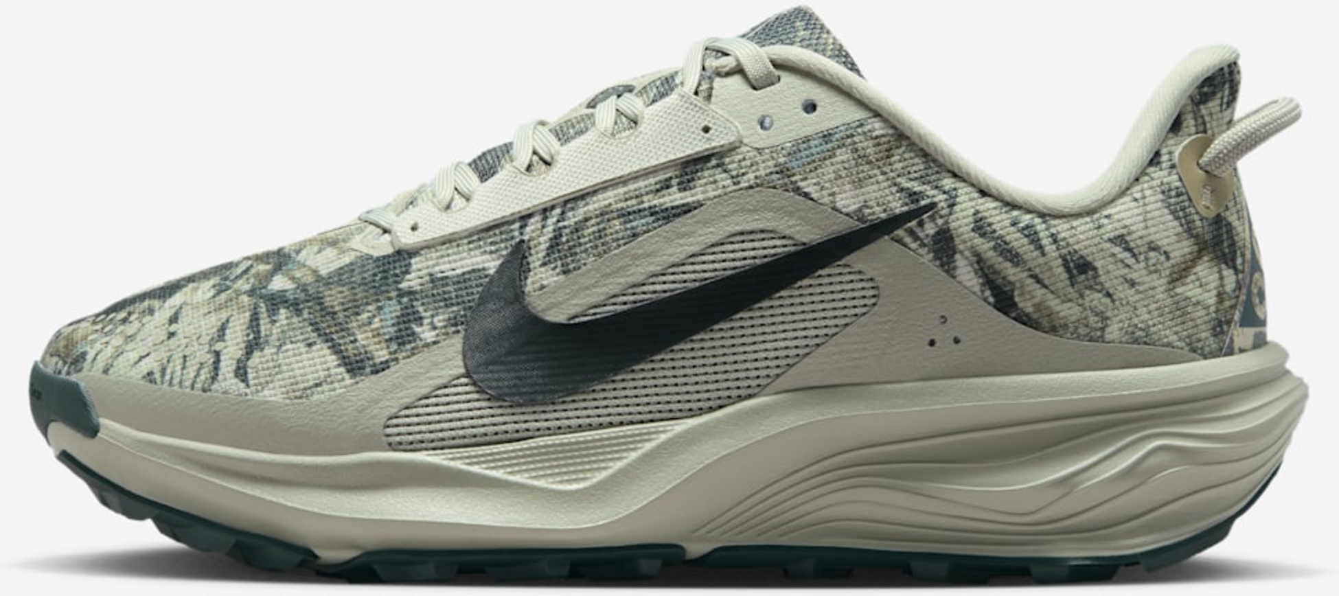NIKE, Women's Trail-running Shoes Acg Pegasus Trail