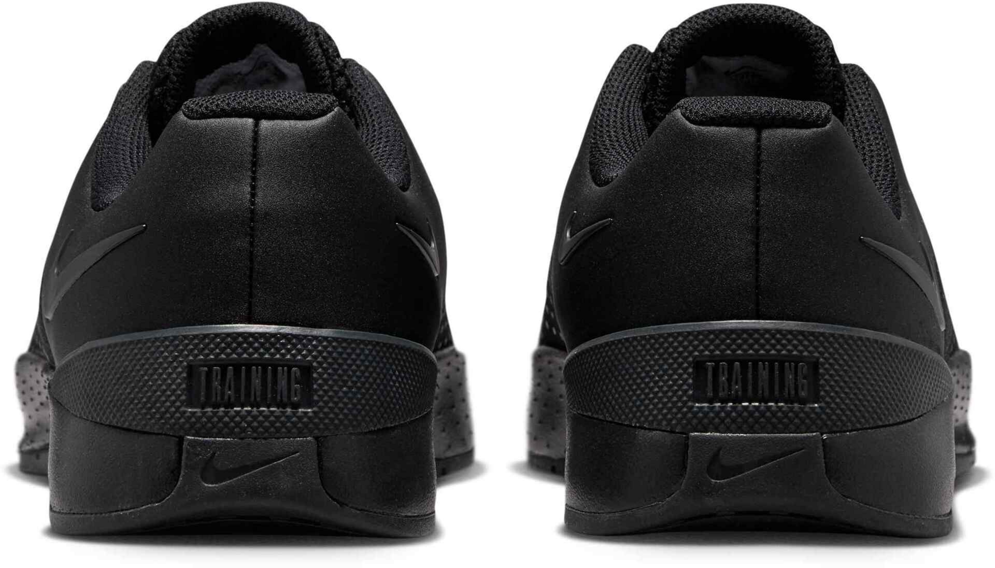 NIKE, Women's Training Shoes Mc Trainer 4