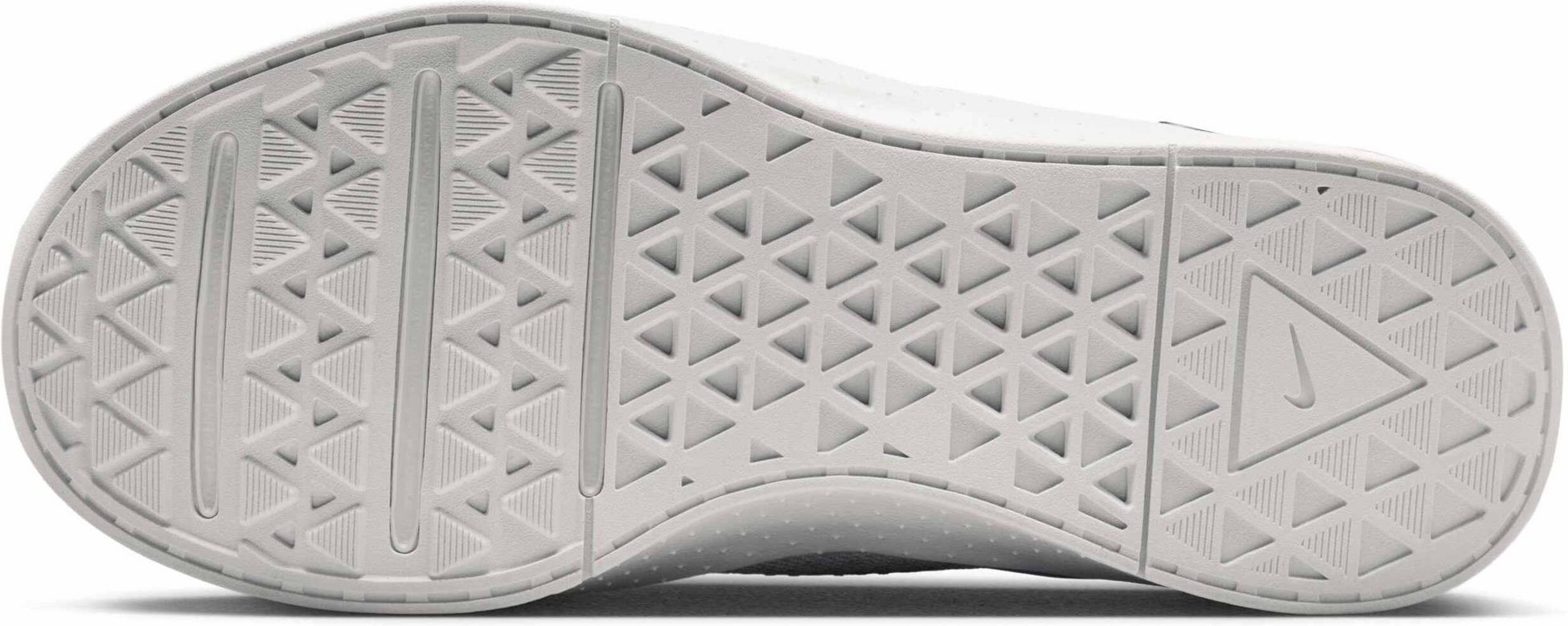 NIKE, Women's Training Shoes Mc Trainer 4