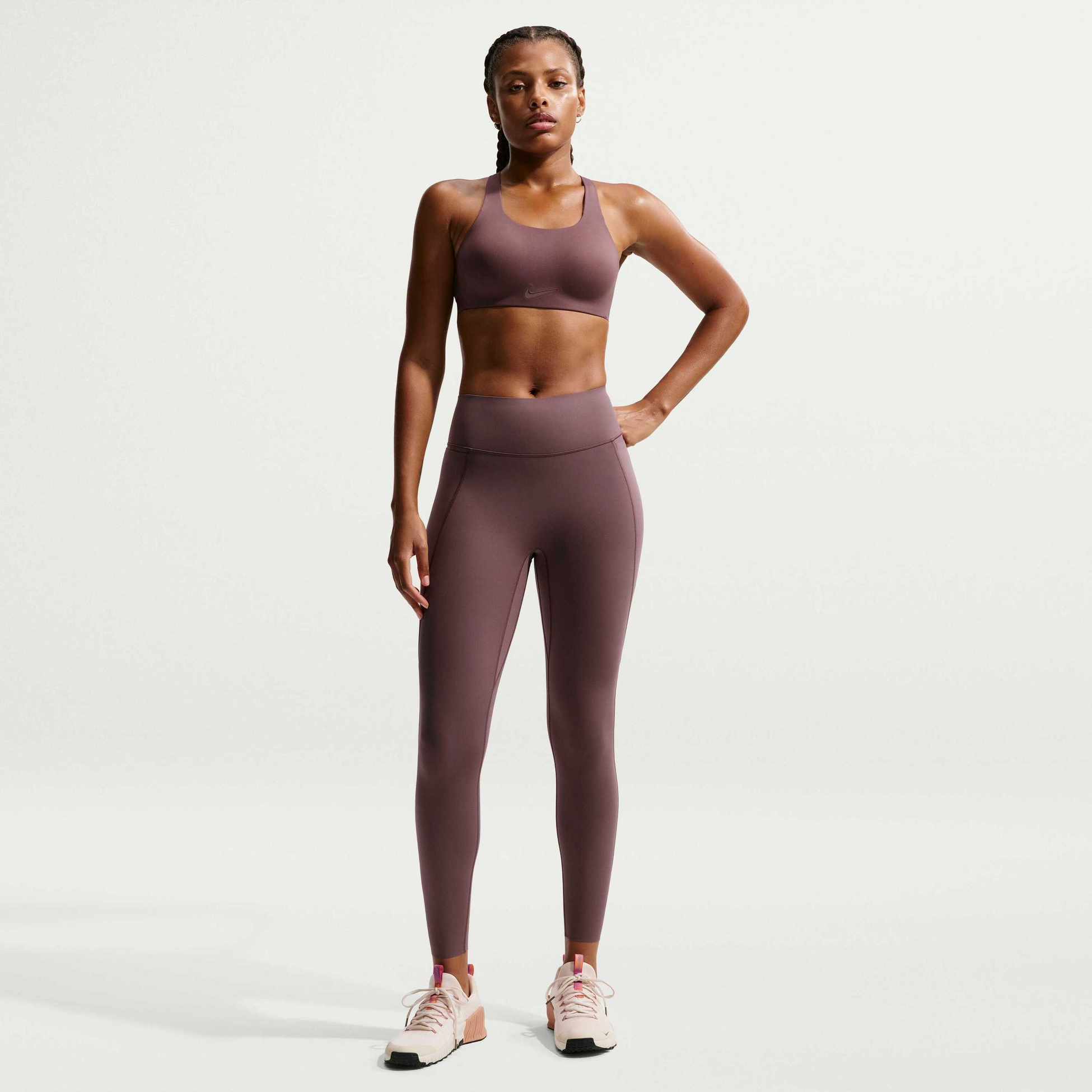 NIKE, Women's Ultrahigh-support Padded Sports Bra Rival