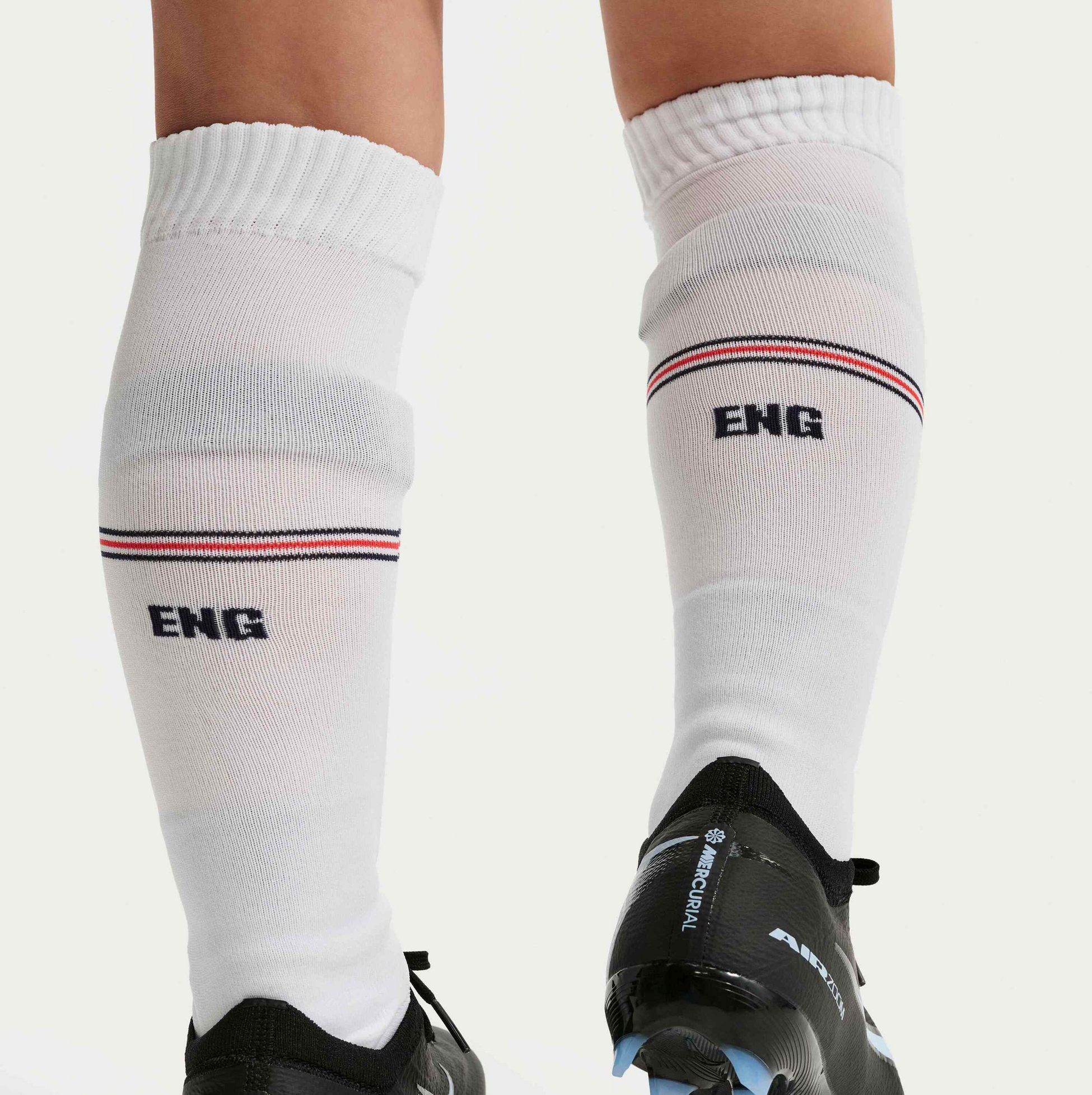 NIKE, Younger Kids' Football Replica 3-piece Kit England 2026 Stadium Home