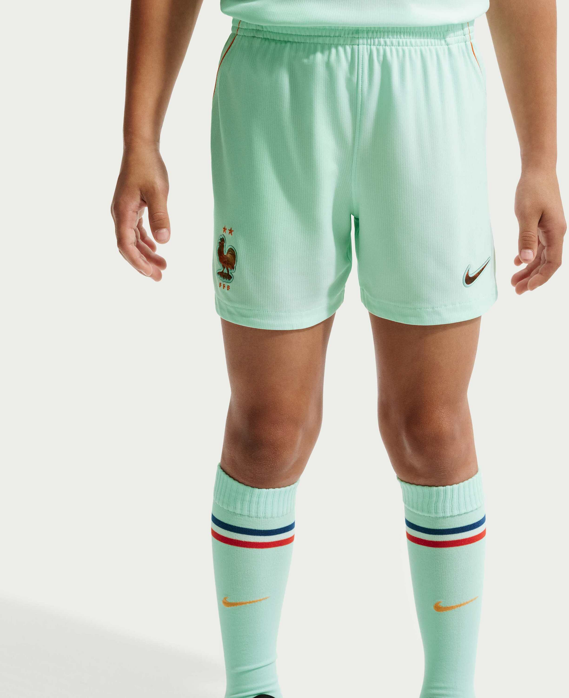 NIKE, Younger Kids' Football Replica 3-piece Kit Fff 2026 Stadium Away